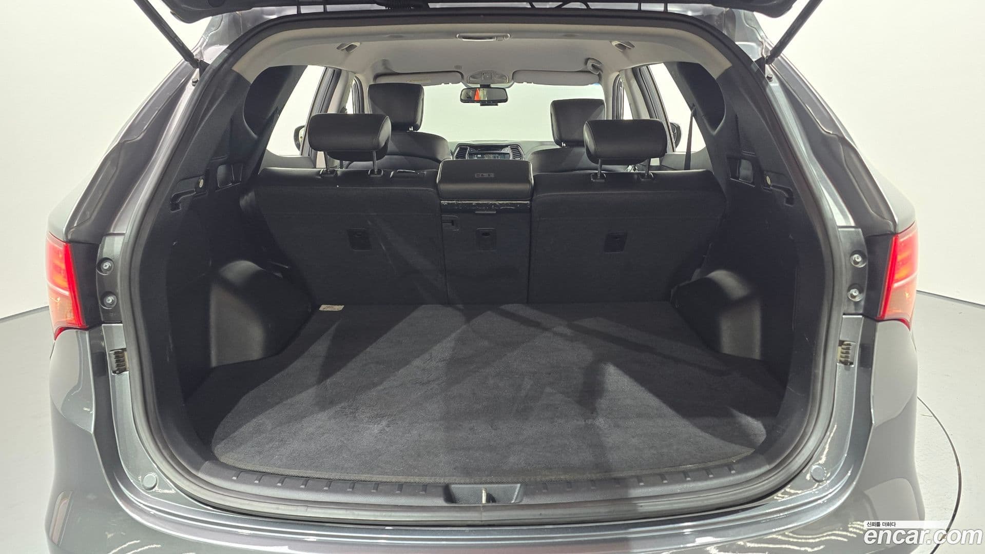 Main__Slider__Photo:Santafe Hyundai 2013.9-19