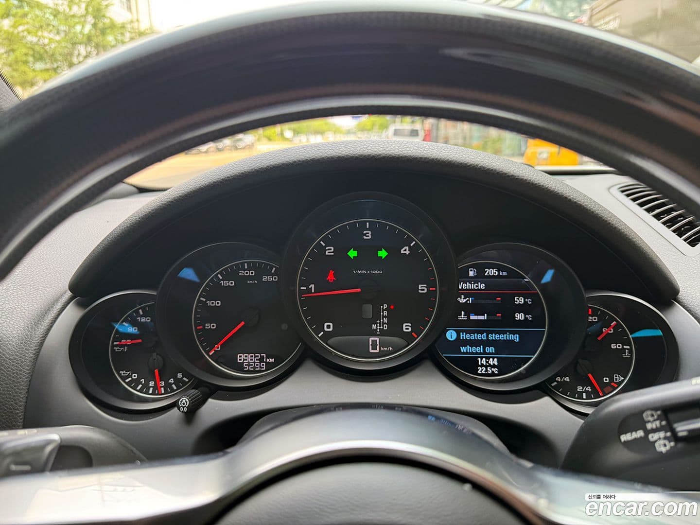 Main__Slider__Photo:Cayenne Porsche 2015.3-8