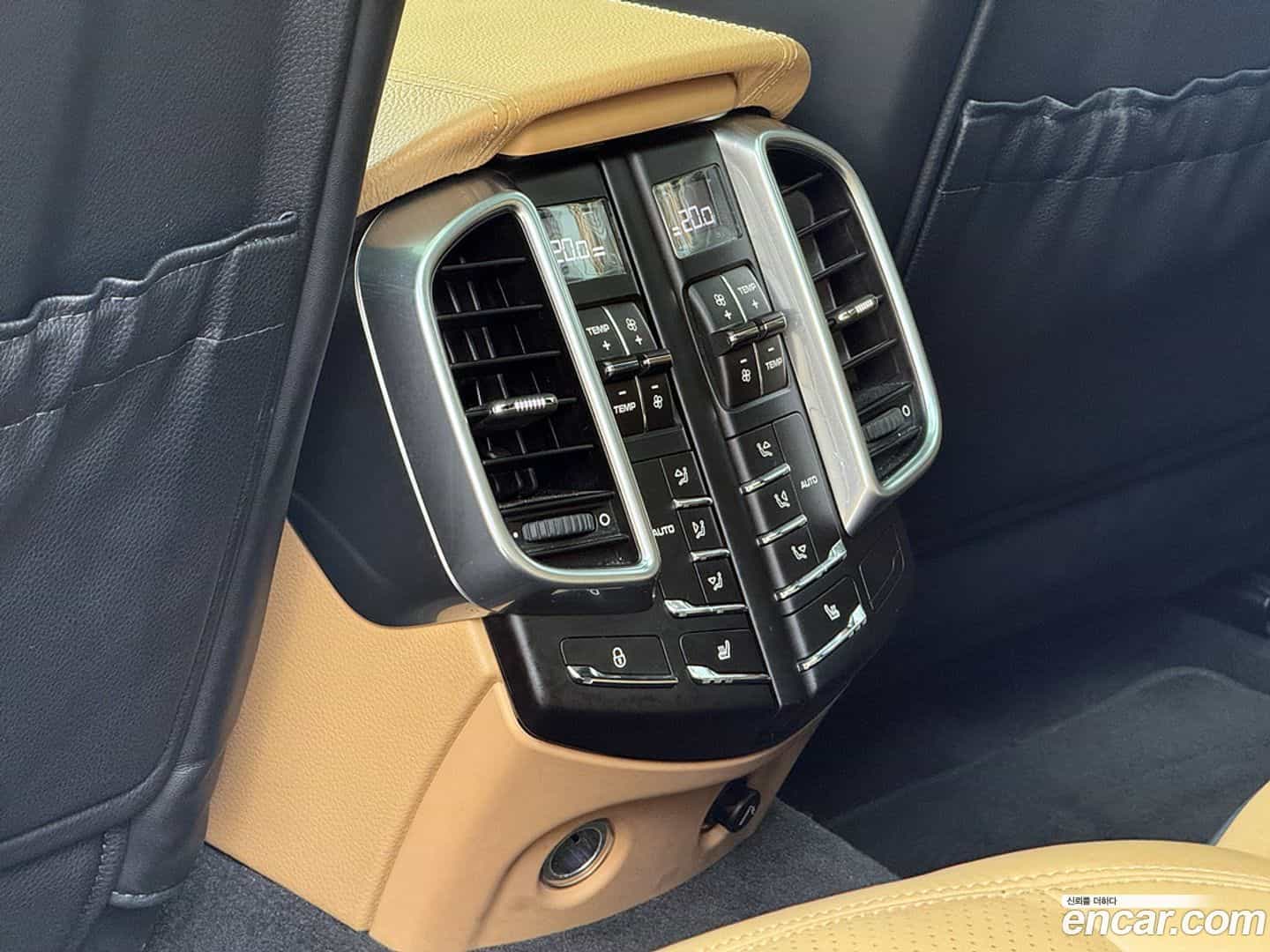 Cayenne Porsche 2015.3-OPTION-018