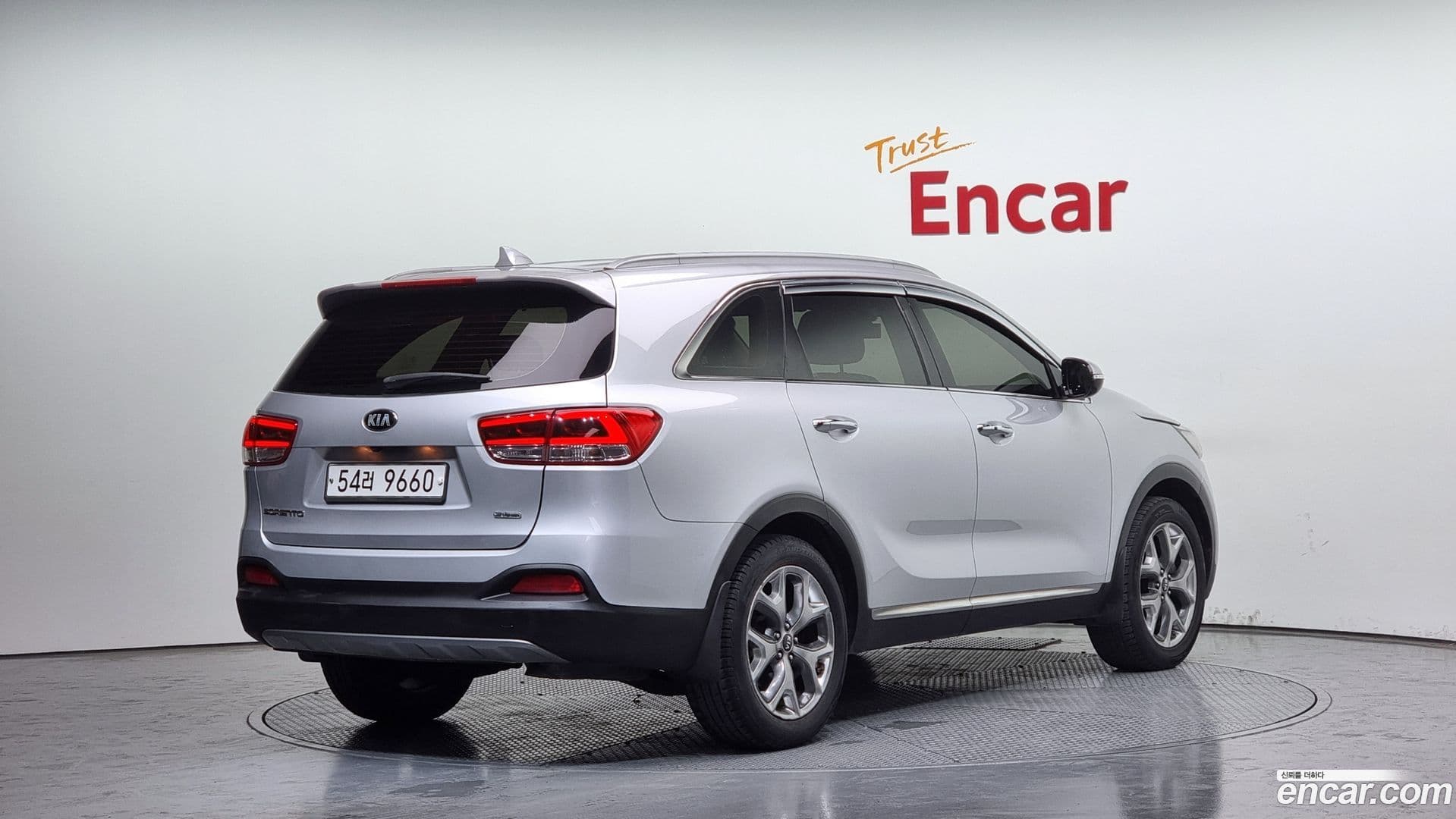 Main__Slider__Photo:Sorento Kia 2014.8-1