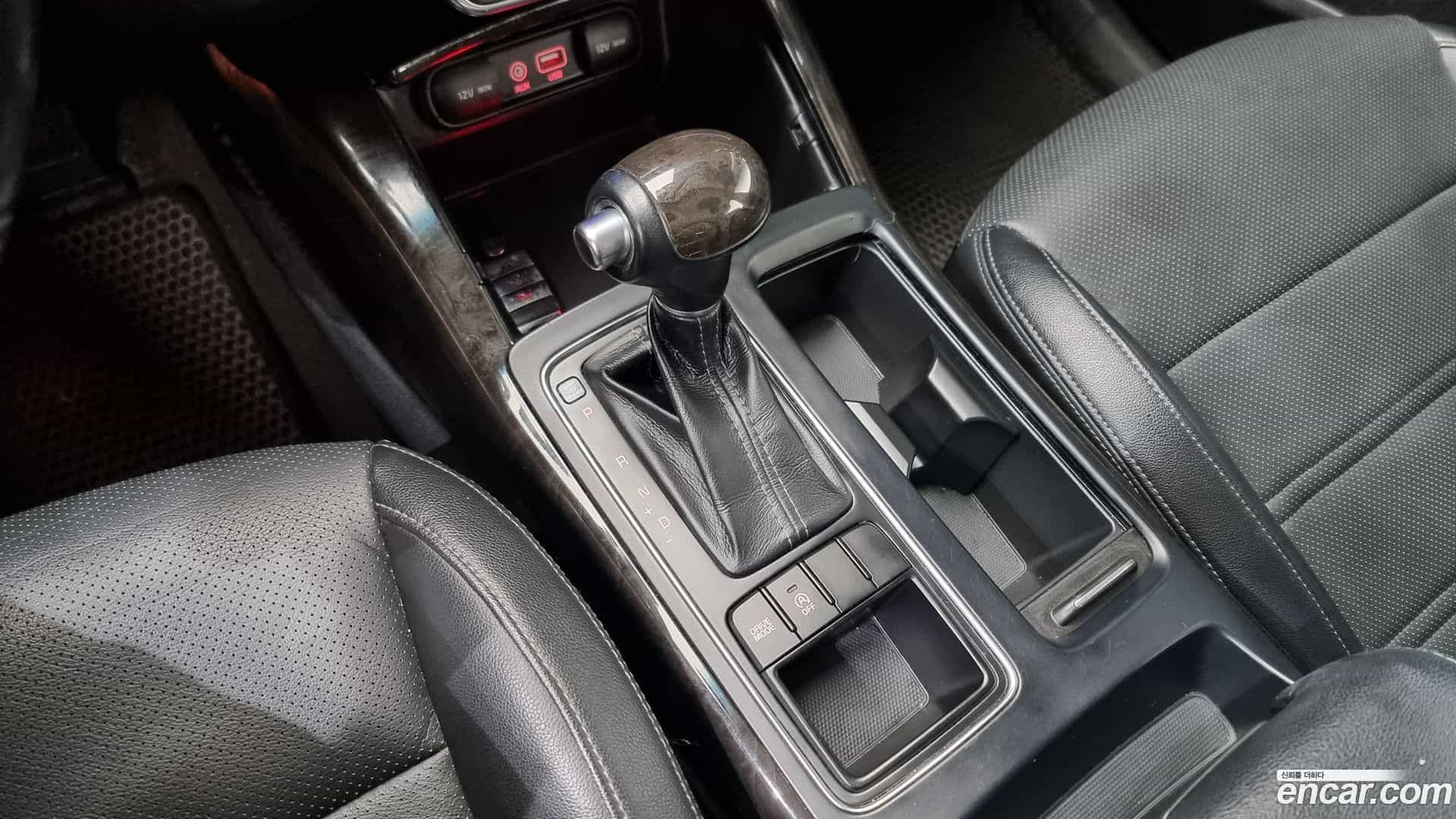 Sorento Kia 2014.8-INNER-009