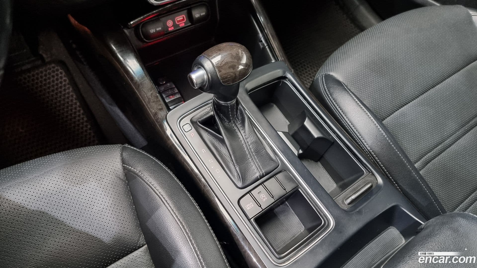 Main__Slider__Photo:Sorento Kia 2014.8-8