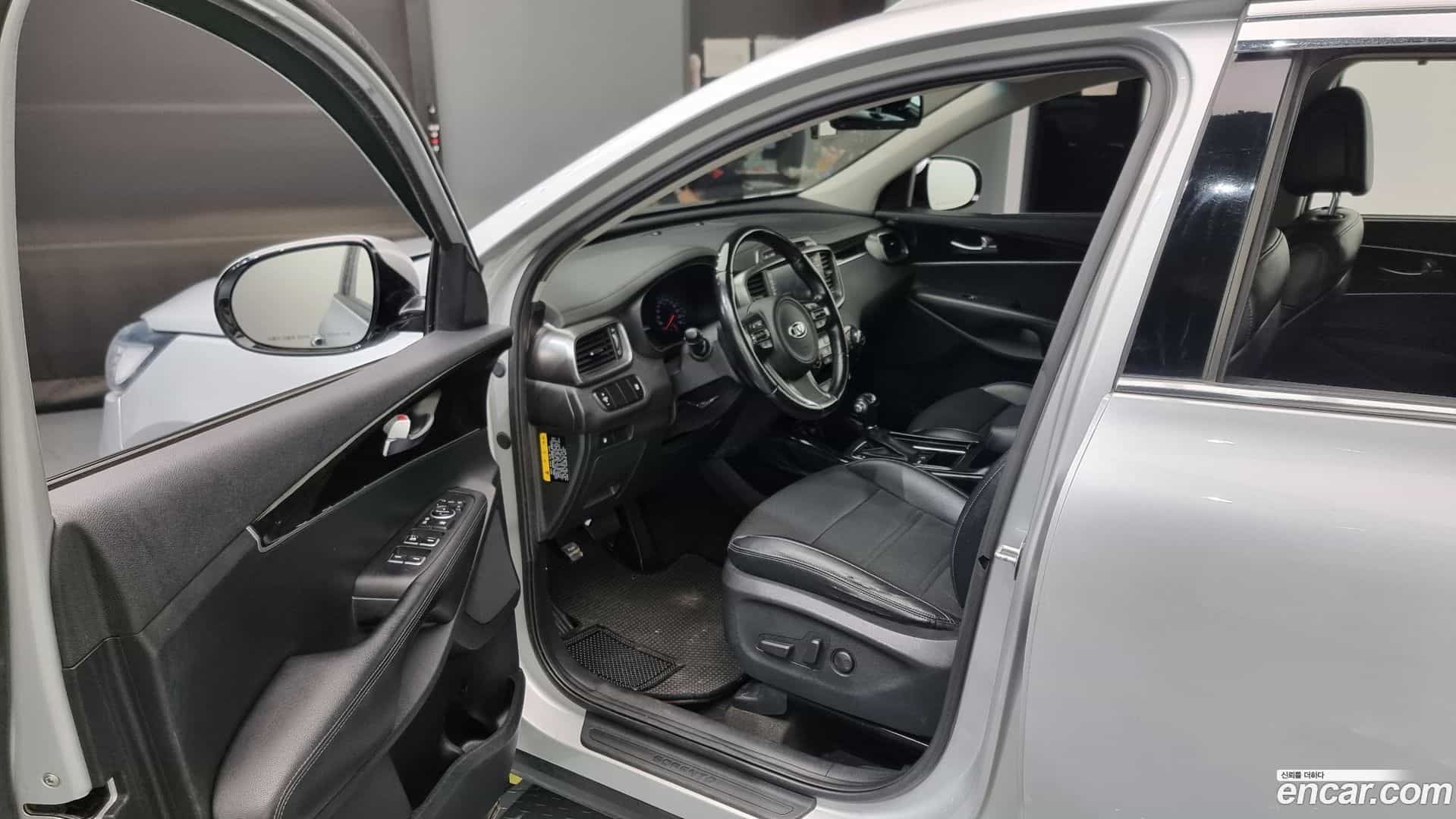 Sorento Kia 2014.8-INNER-010