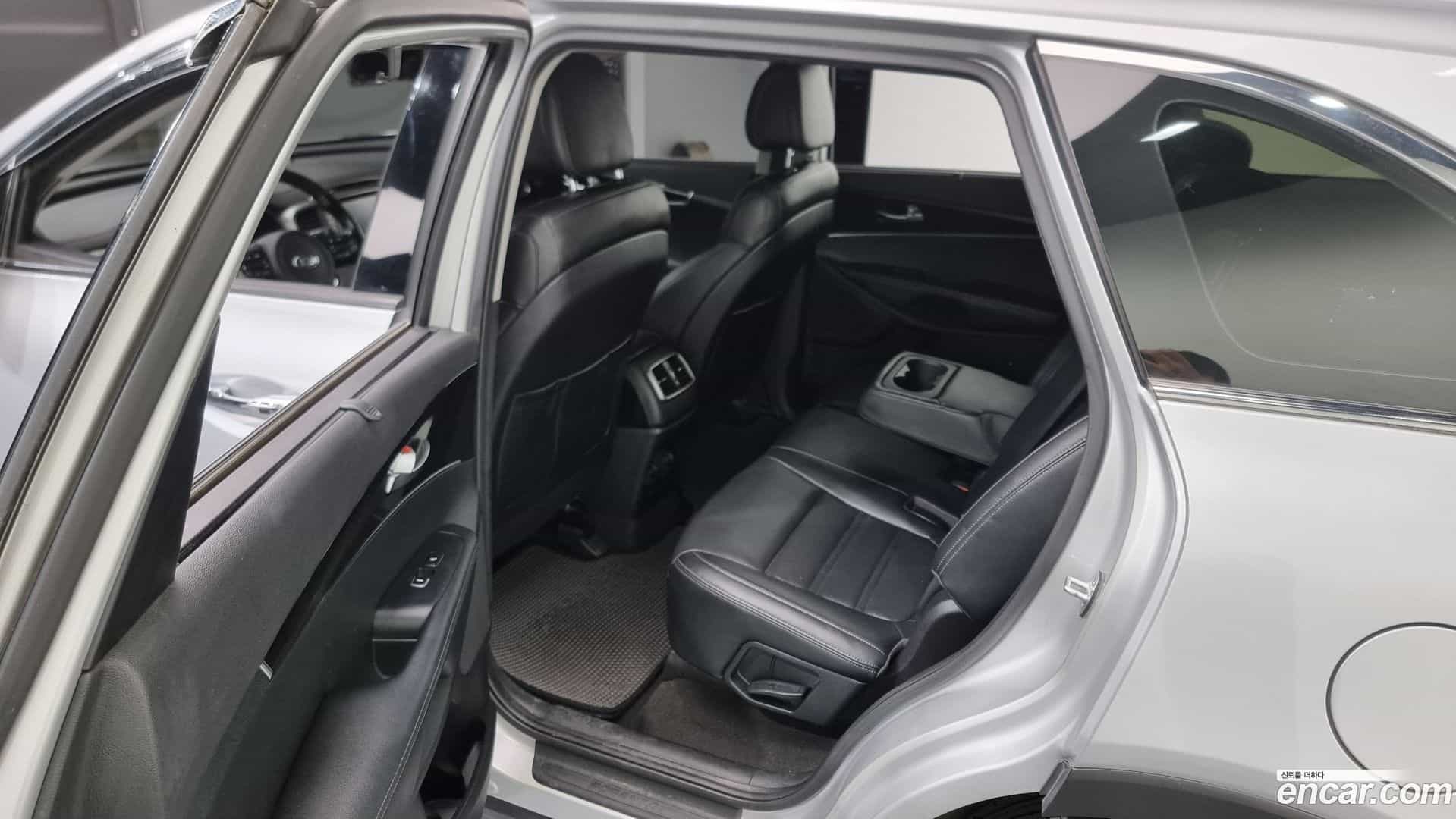 Sorento Kia 2014.8-OPTION-015