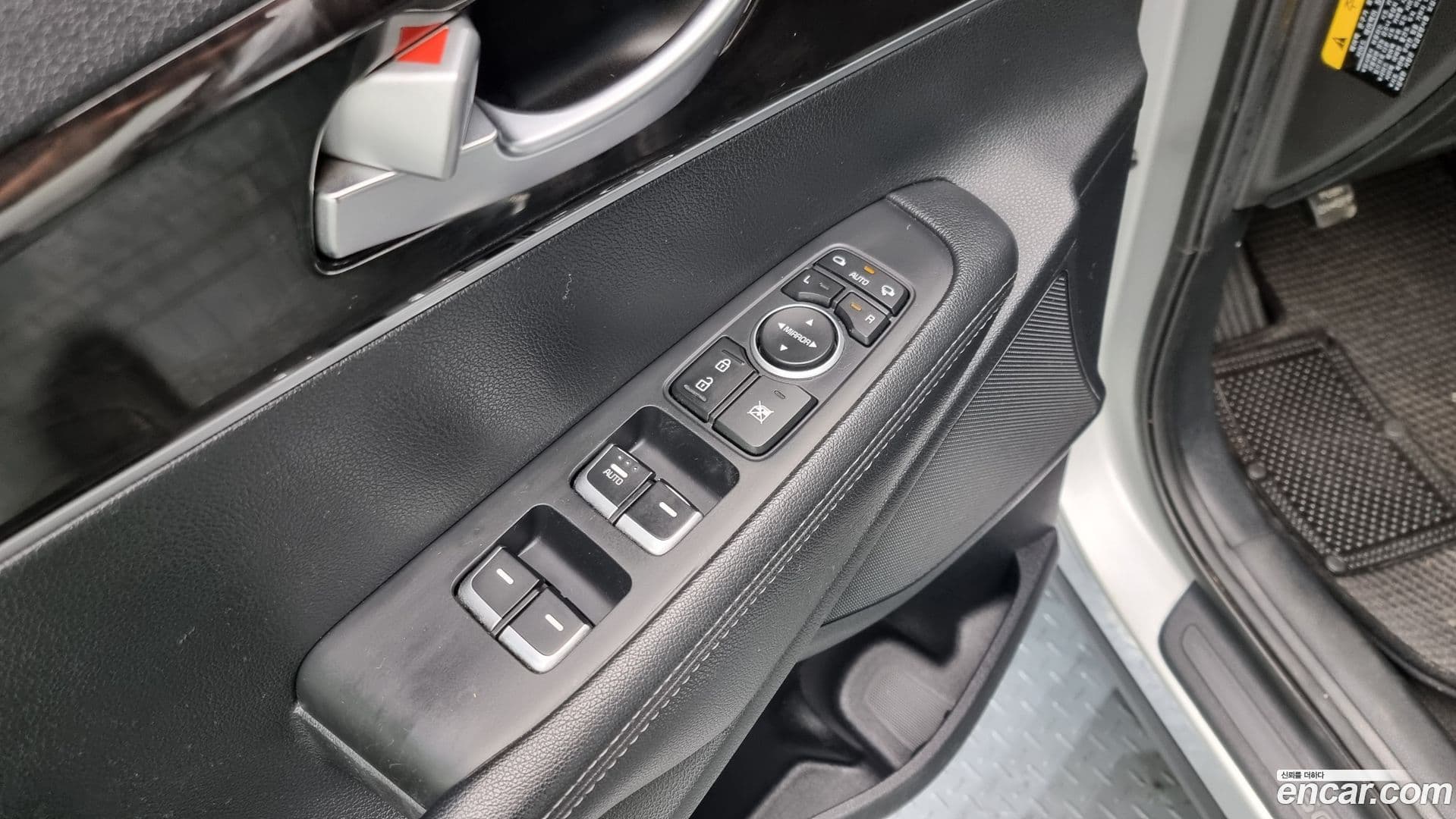 Main__Slider__Photo:Sorento Kia 2014.8-13