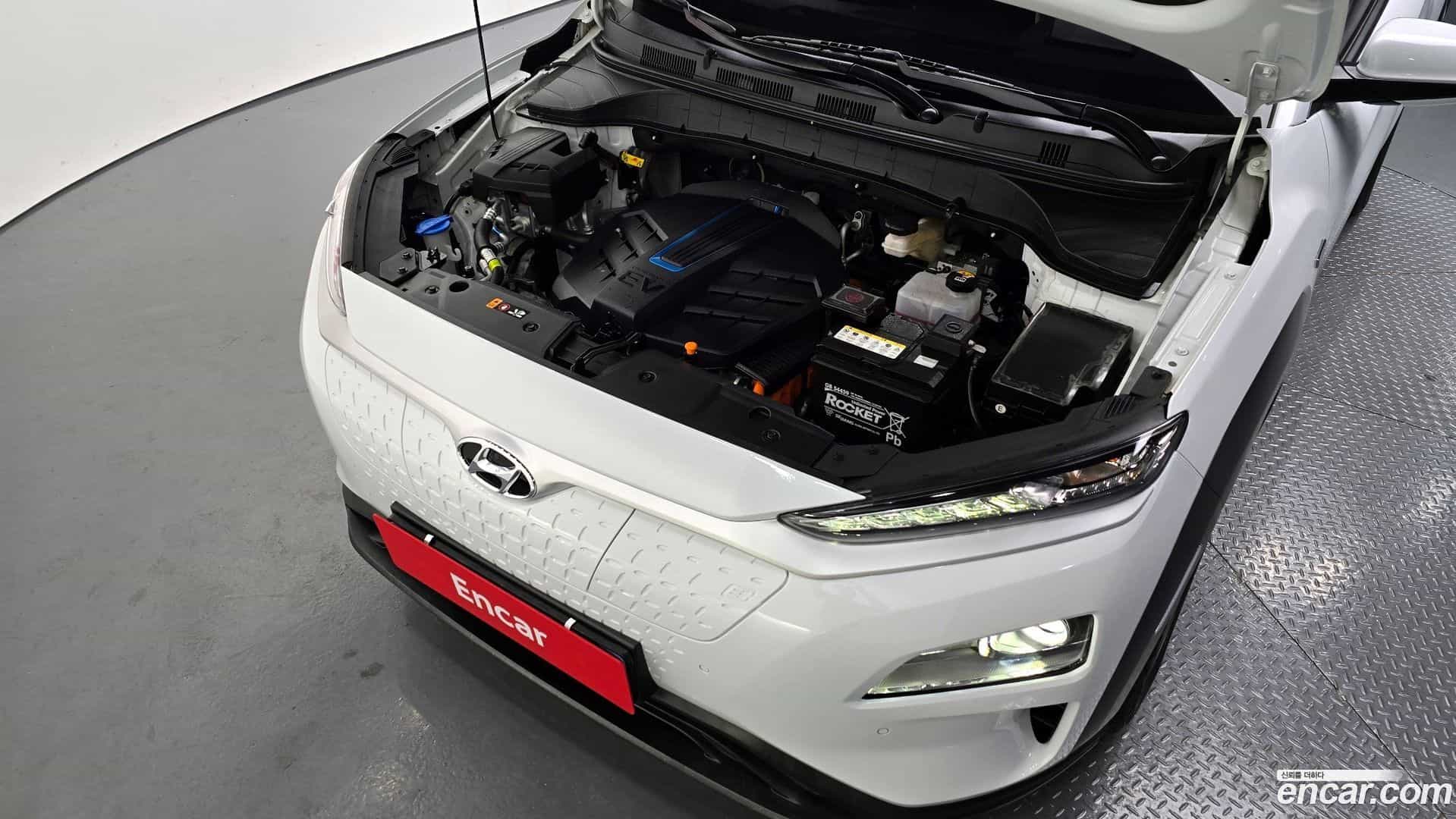 Kona Hyundai 2018.10-INNER-006