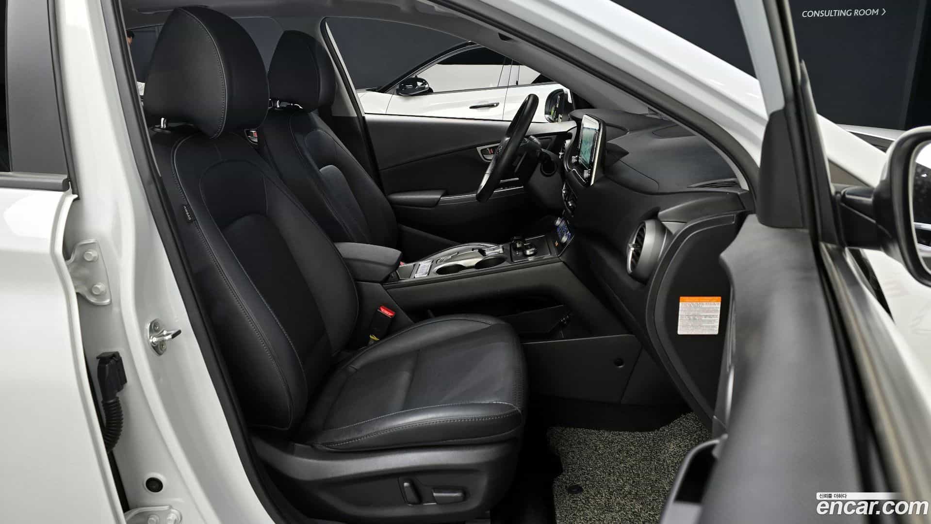 Kona Hyundai 2018.10-INNER-010