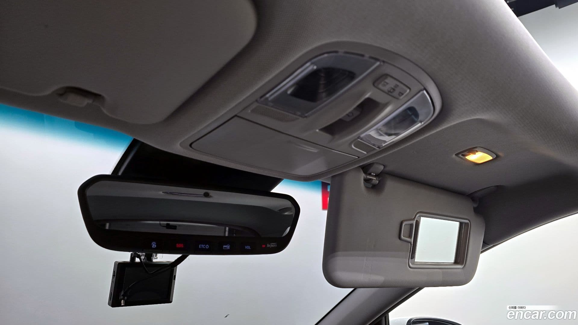 Main__Slider__Photo:Kona Hyundai 2018.10-19