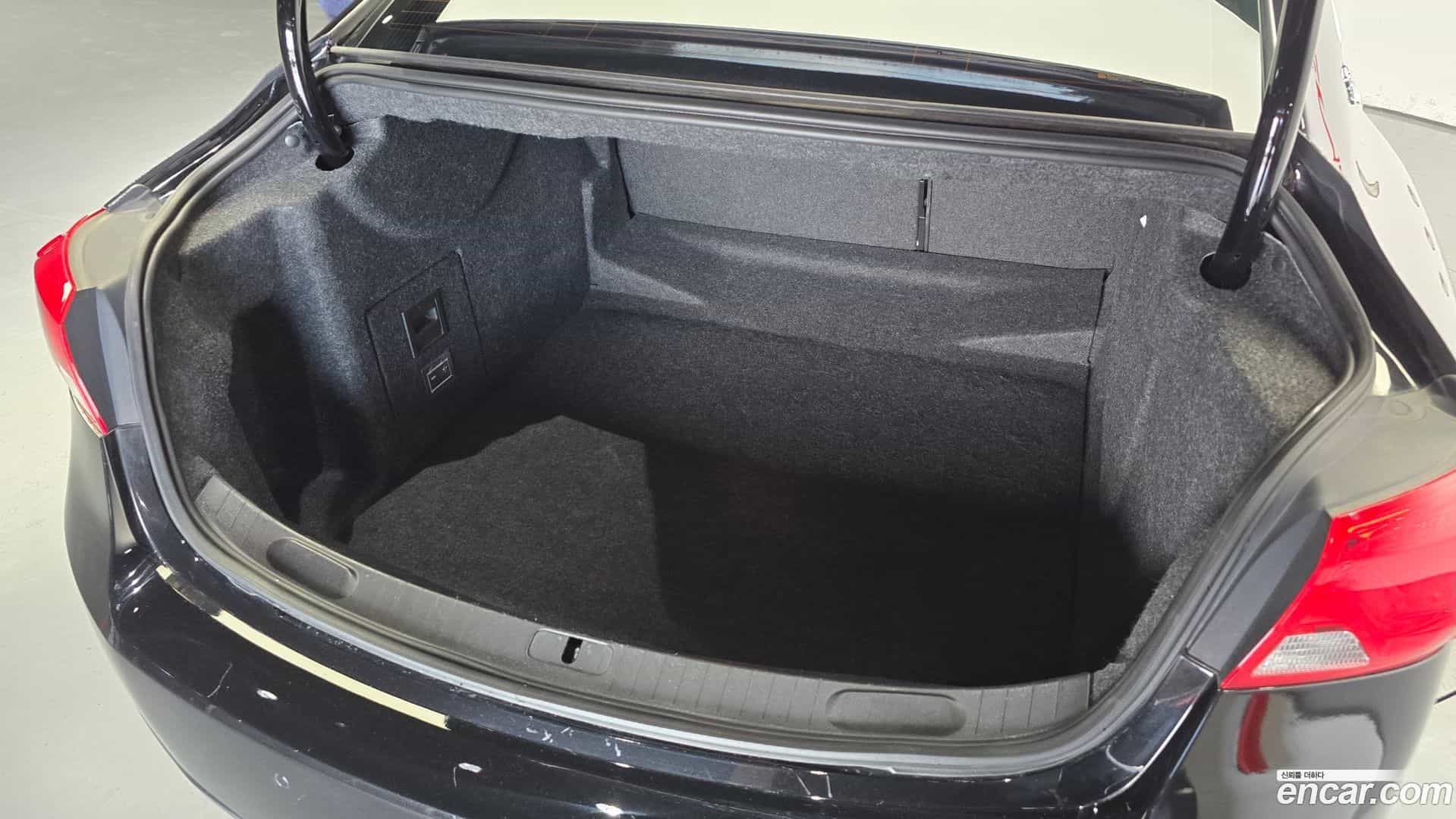 Impala Chevrolet 2017.6-OPTION-024