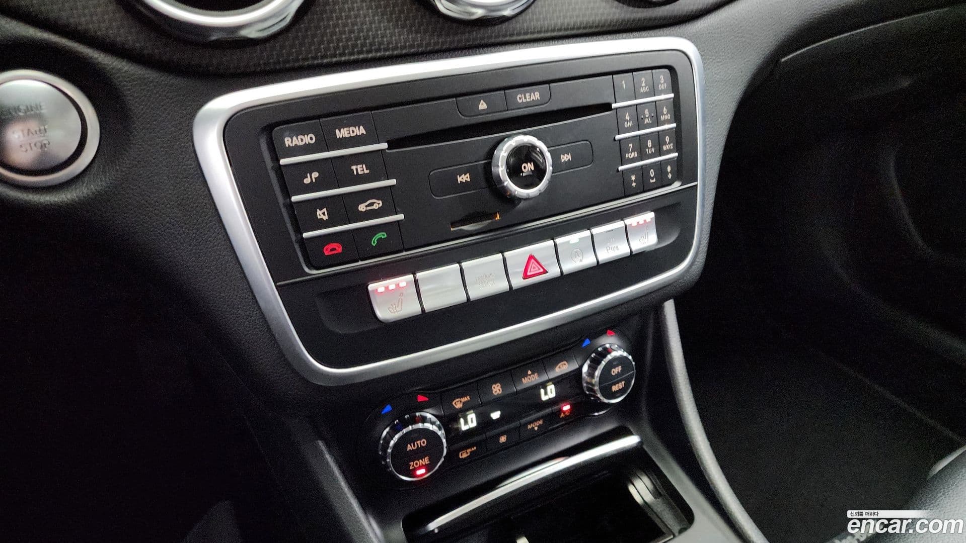 Main__Slider__Photo:GLA-Class Mercedes-Benz 2018.0-15