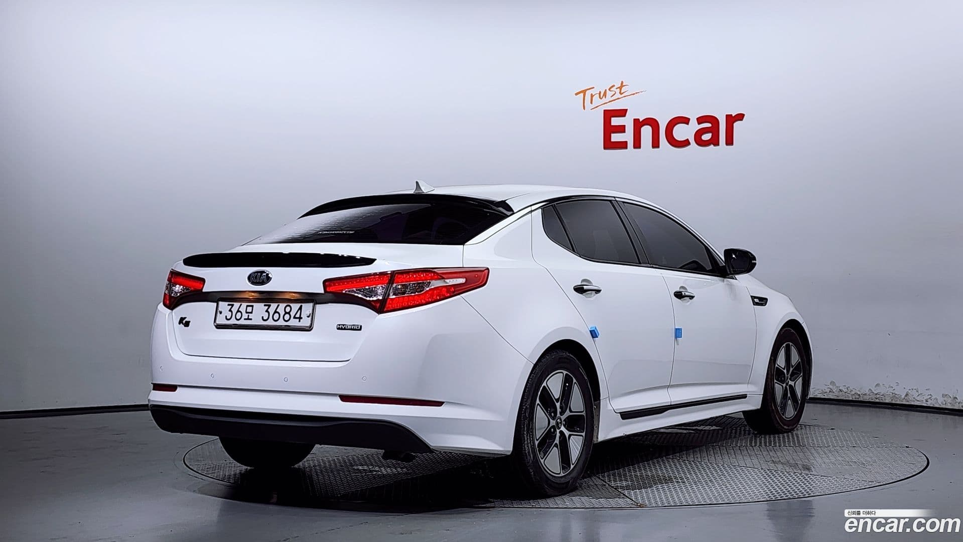 Main__Slider__Photo:K5 Kia 2013.6-1