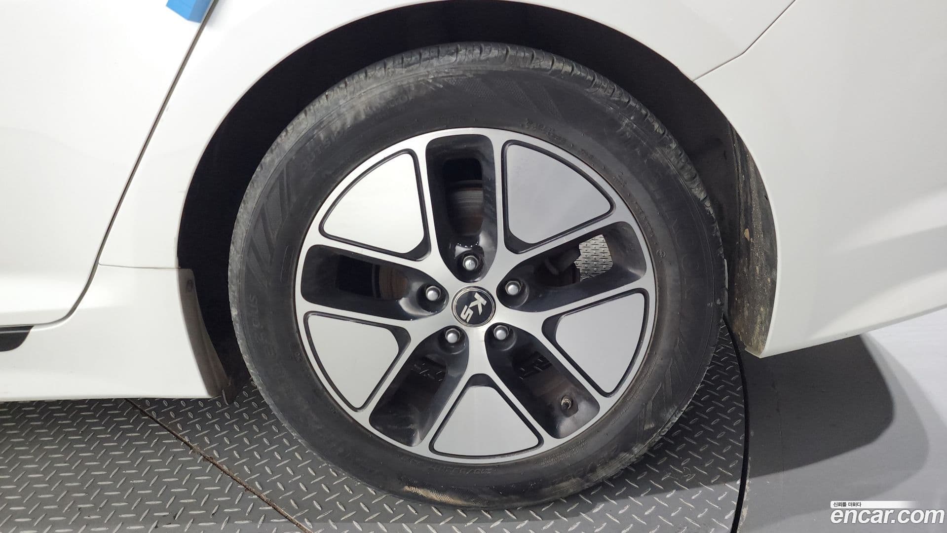 Main__Slider__Photo:K5 Kia 2013.6-4