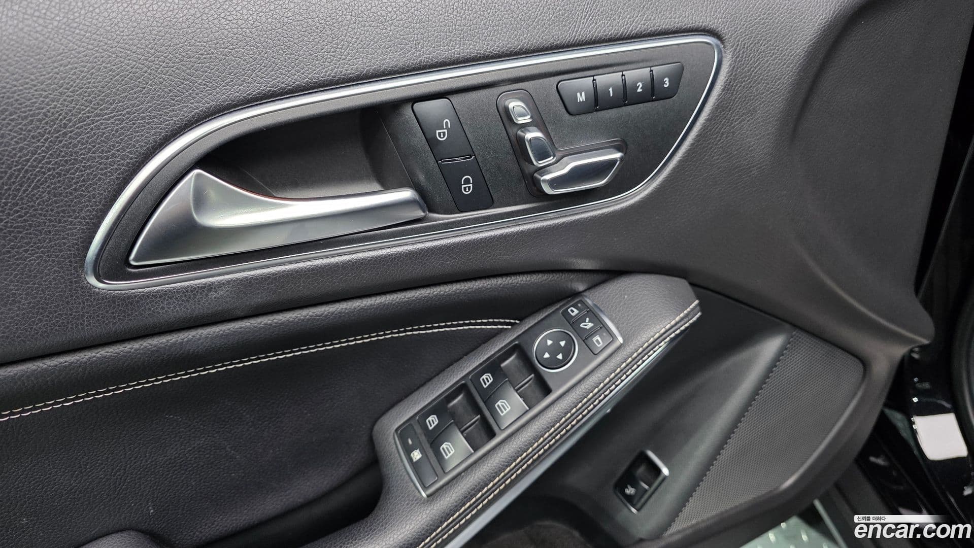 Main__Slider__Photo:GLA-Class Mercedes-Benz 2018.10-12