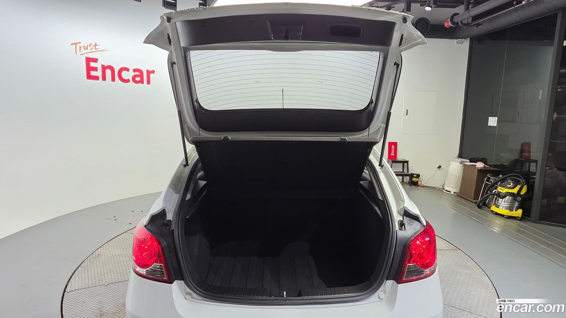 Main__Slider__Photo:Cruze ChevroletGMDaewoo 2011.8-19