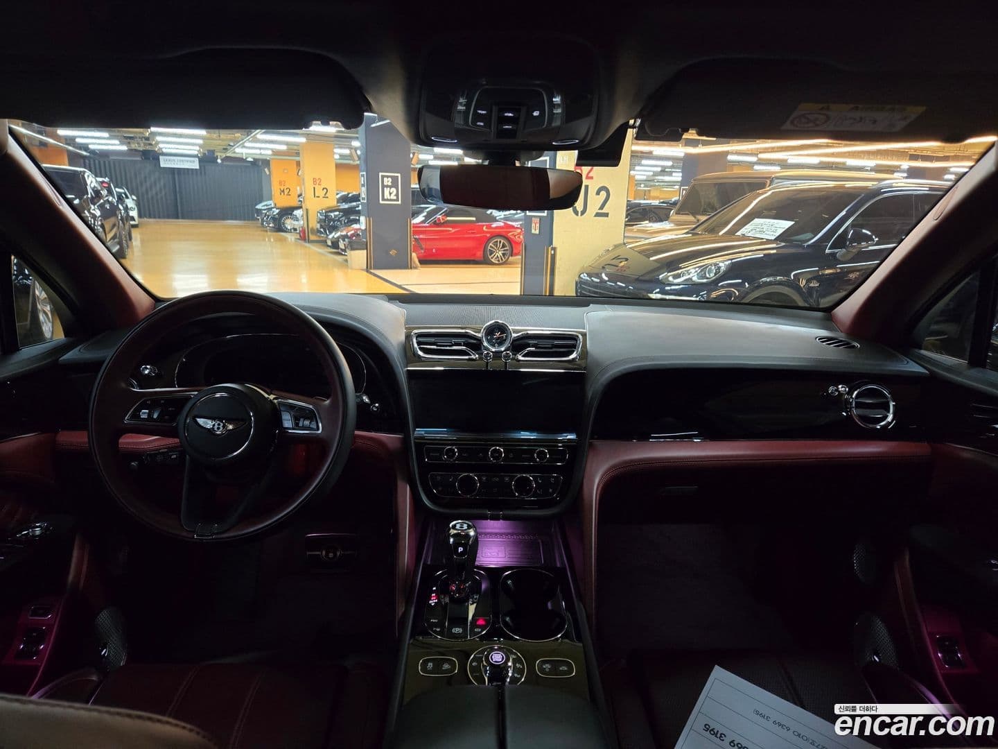 Main__Slider__Photo:Bentayga Bentley 2021.6-13