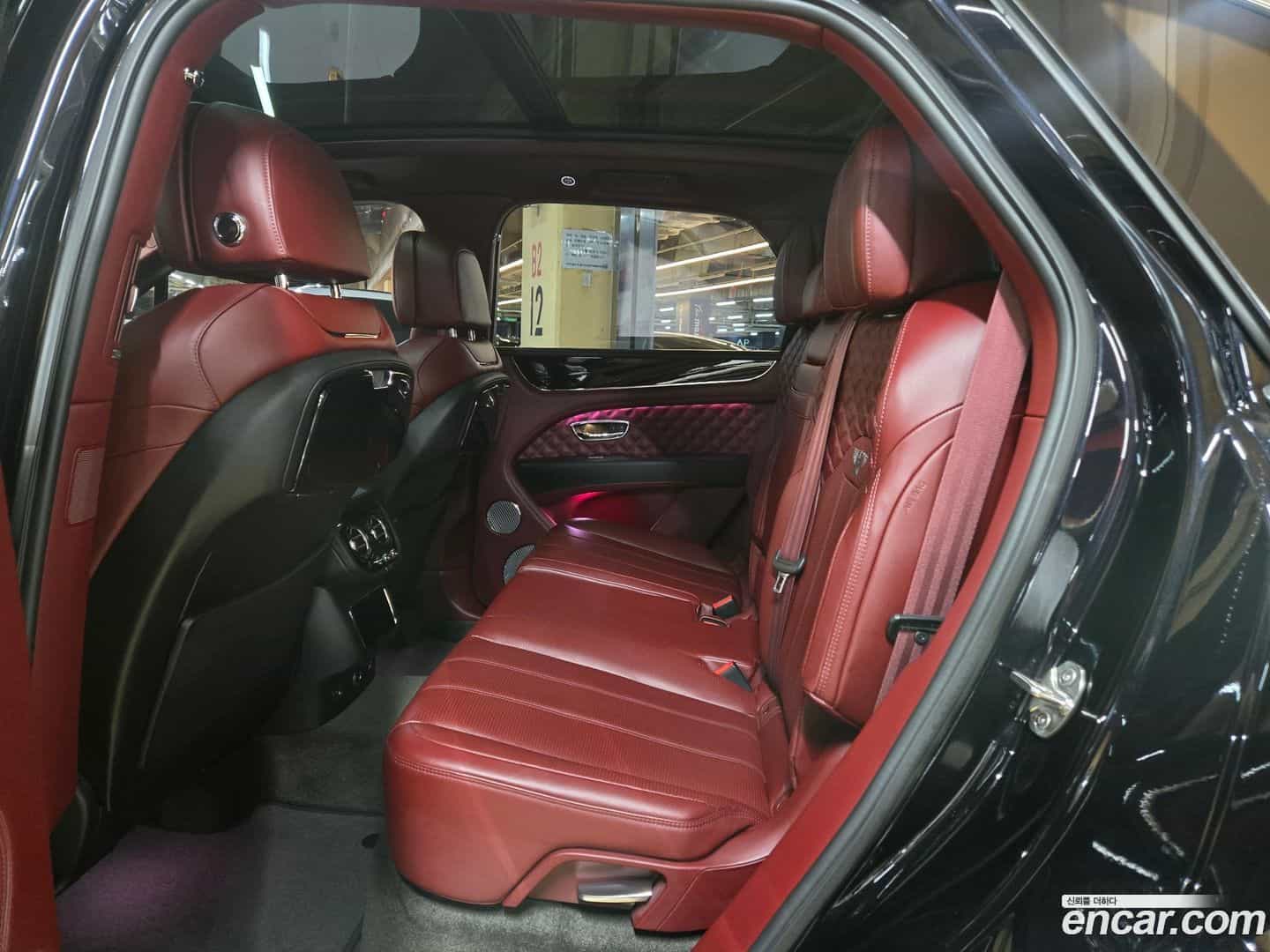 Bentayga Bentley 2021.6-OPTION-019