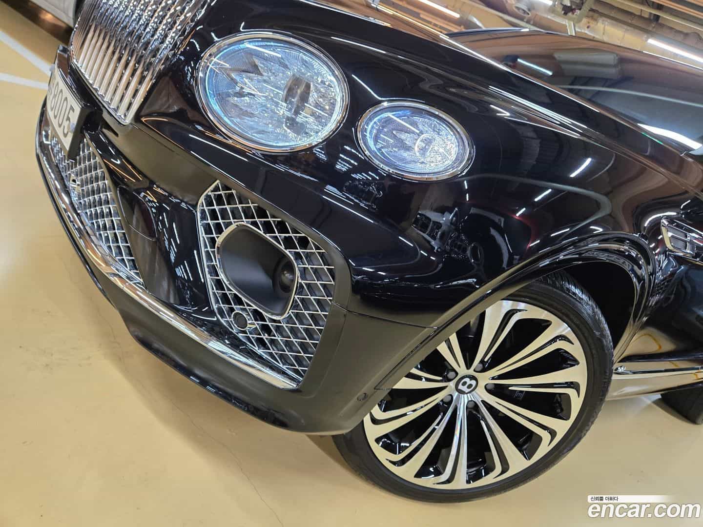 Bentayga Bentley 2021.6-OPTION-020