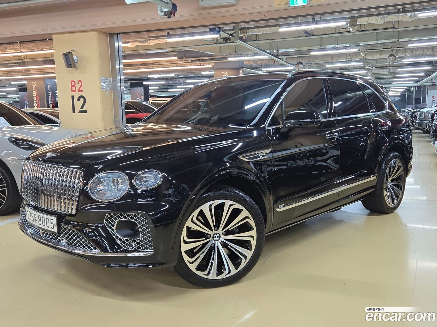 Main__Slider__Photo:Bentayga Bentley 2021.6-16