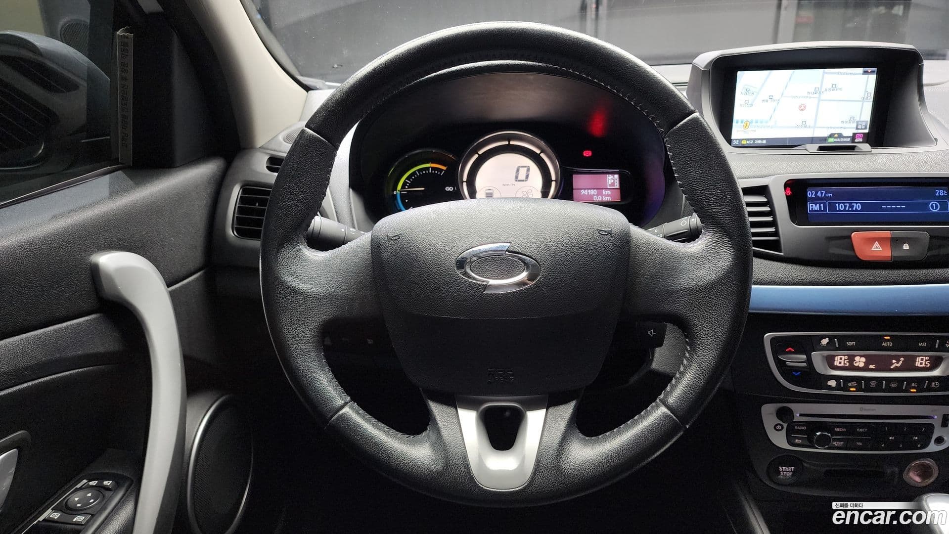 Main__Slider__Photo:SM3 Renault-KoreaSamsung 2016.11-12