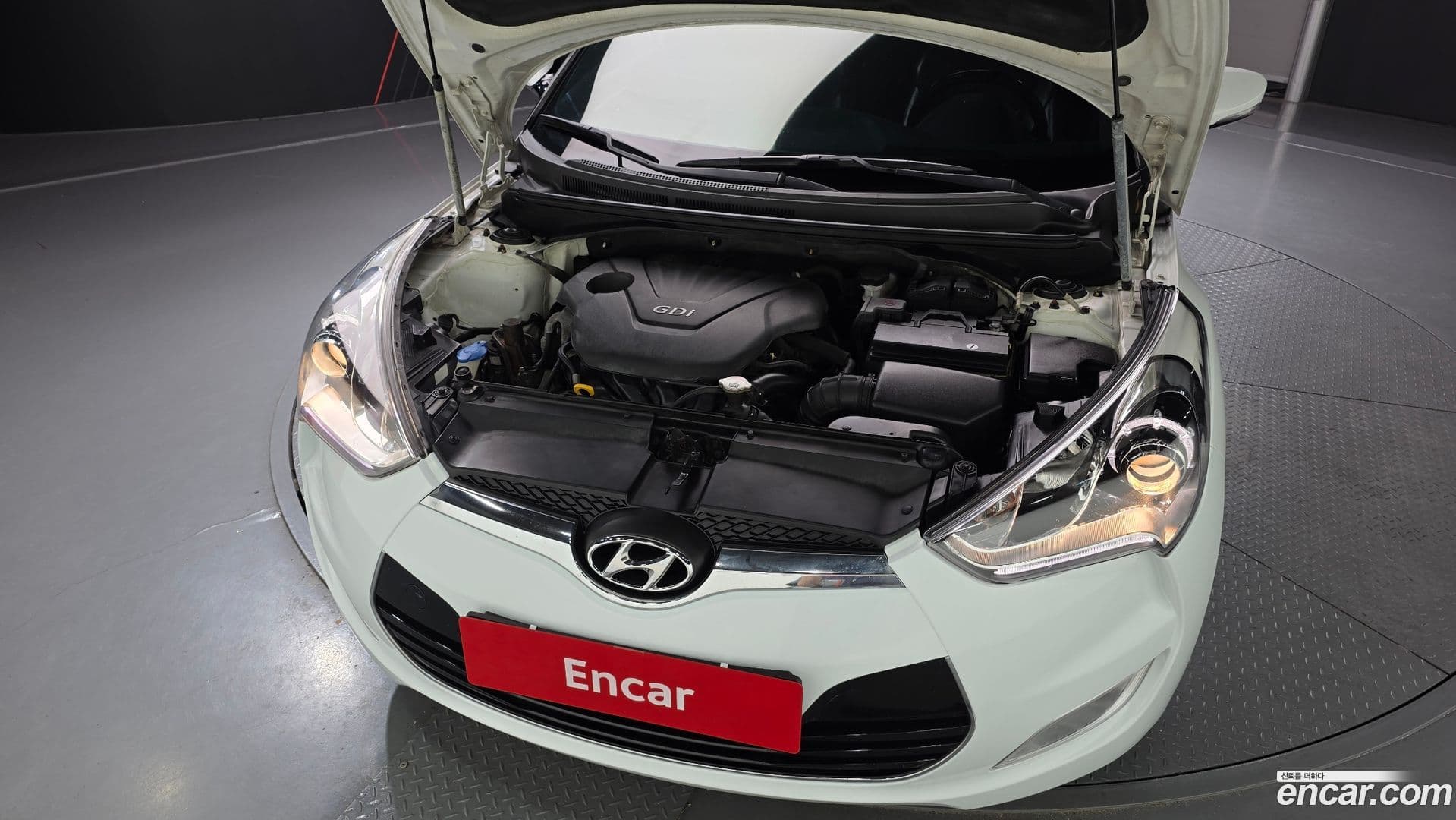 Main__Slider__Photo:Veloster Hyundai 2013.8-5