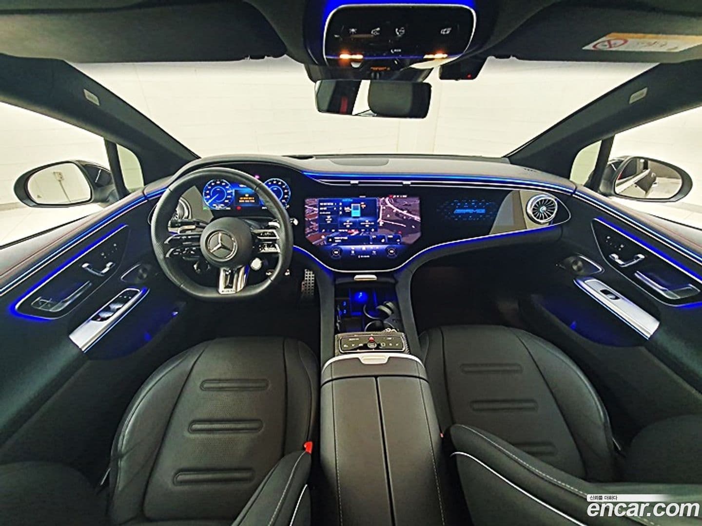 Main__Slider__Photo:EQE Mercedes-Benz 2023.9-6