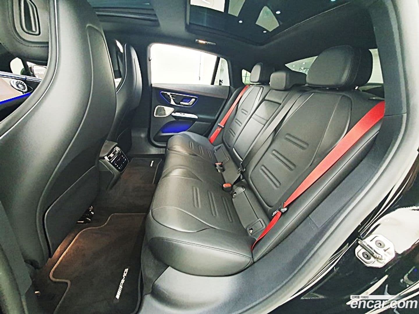 Main__Slider__Photo:EQE Mercedes-Benz 2023.9-9