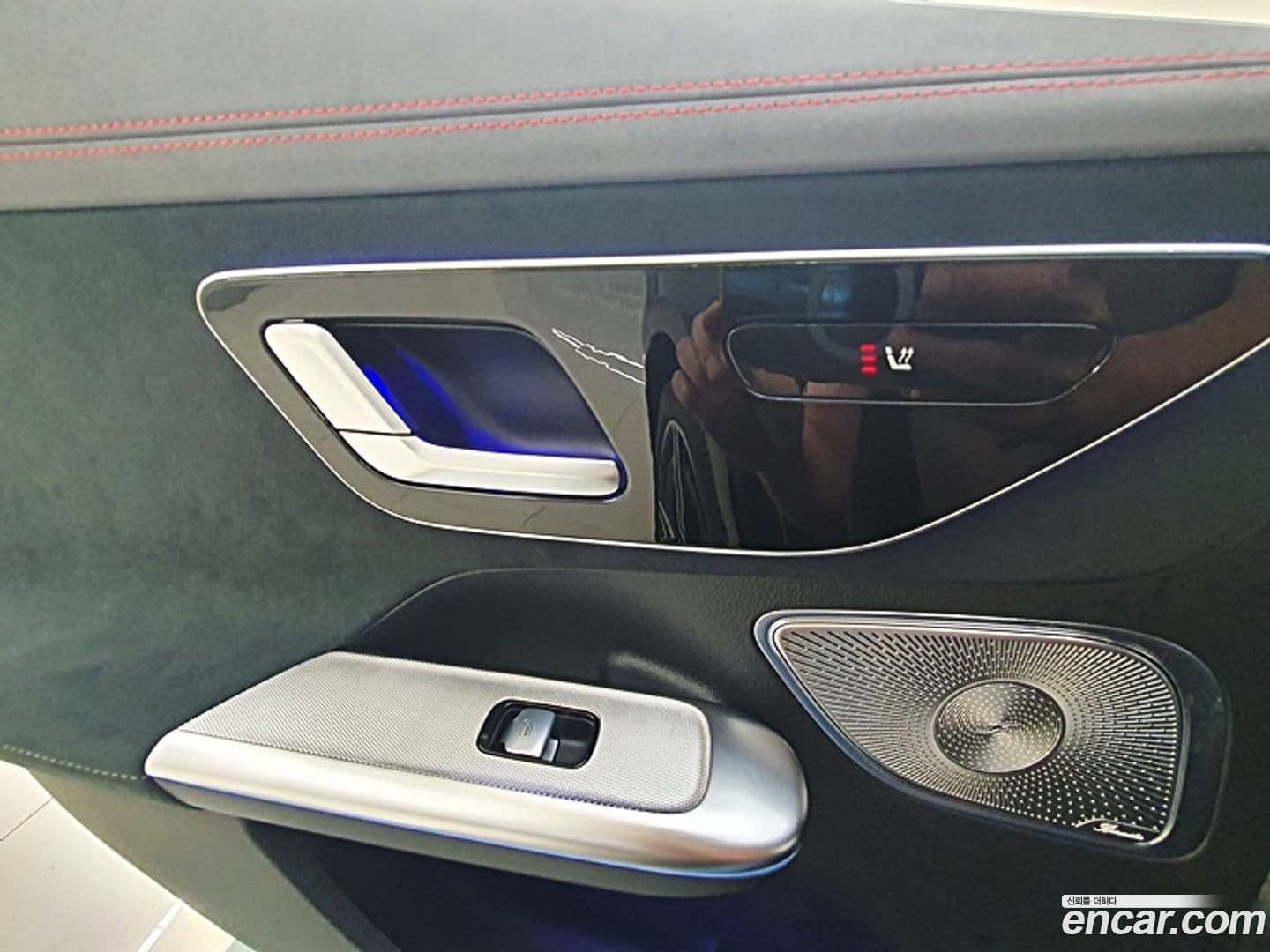 Main__Slider__Photo:EQE Mercedes-Benz 2023.9-11