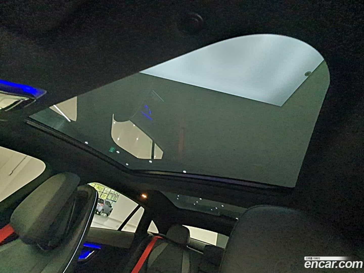 EQE Mercedes-Benz 2023.9-OPTION-023