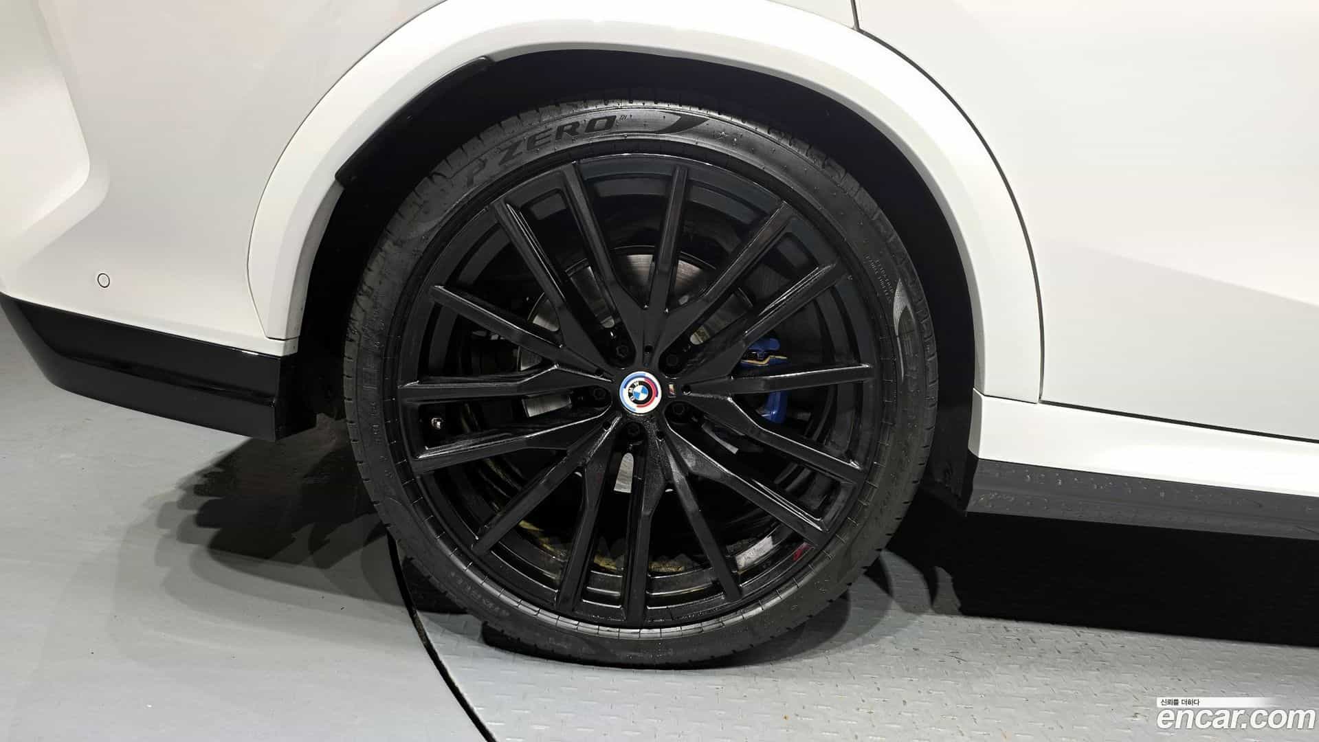 X6 BMW 2023.2-OUTER-005