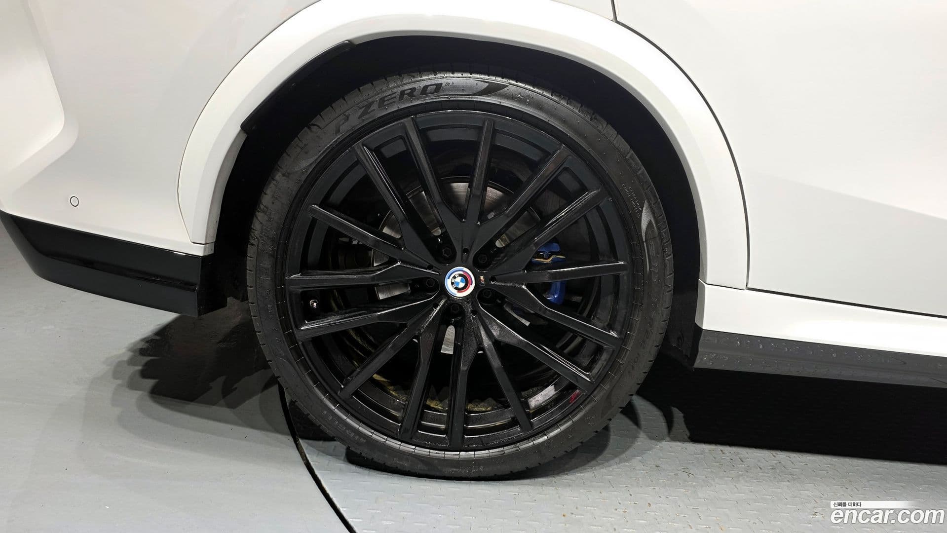 Main__Slider__Photo:X6 BMW 2023.2-4