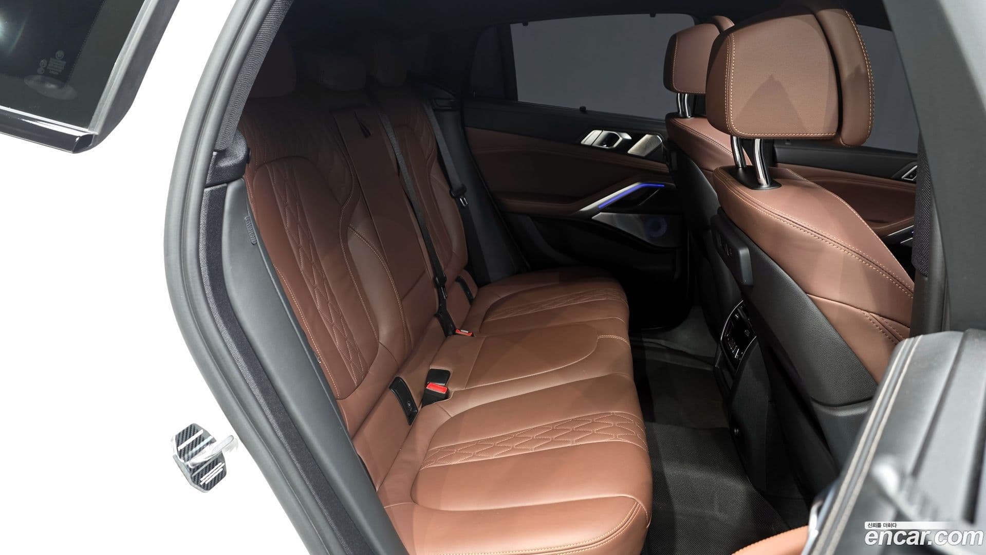 Main__Slider__Photo:X6 BMW 2023.2-11