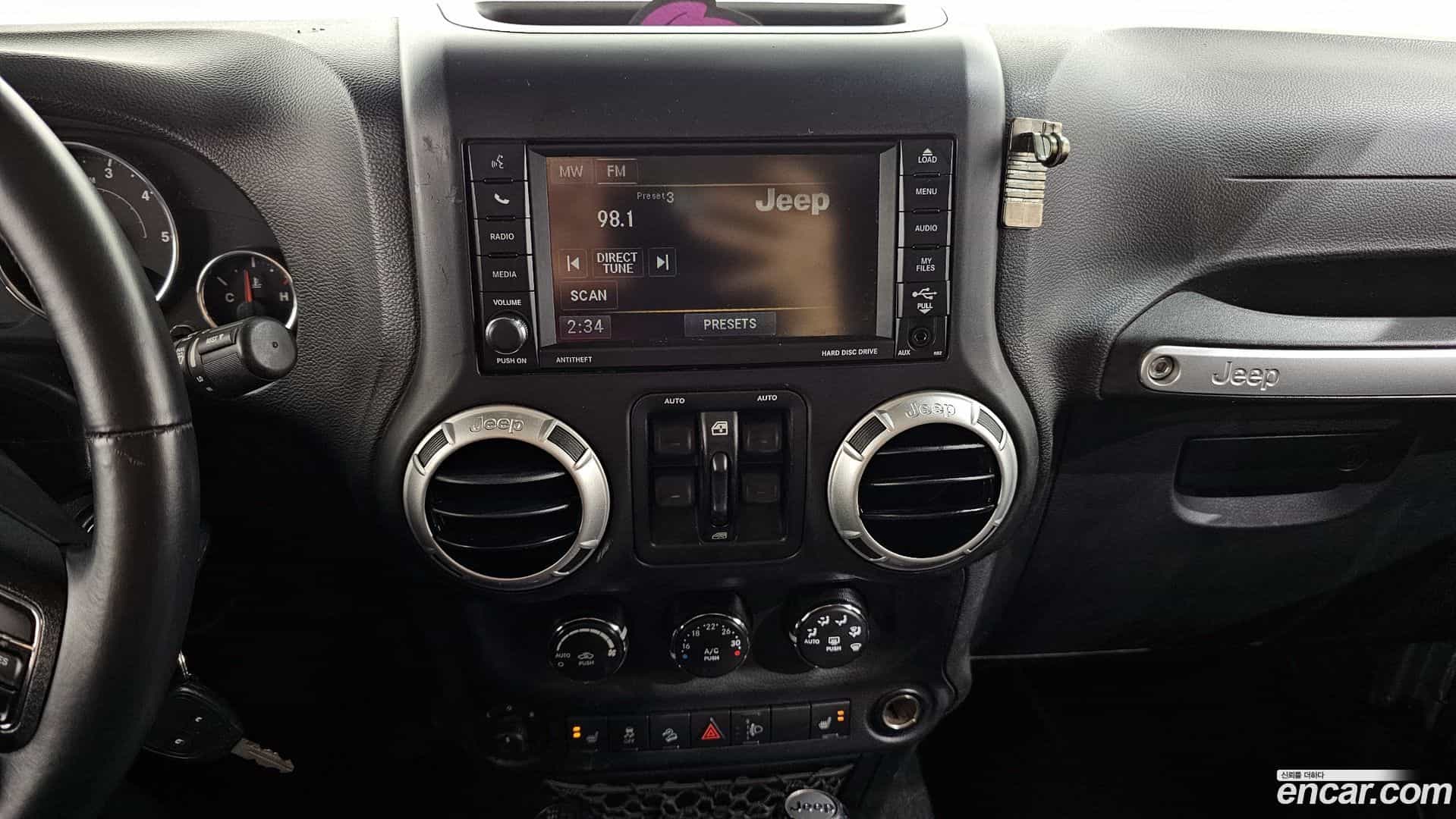 Wrangler Jeep 2013.6-OPTION-018