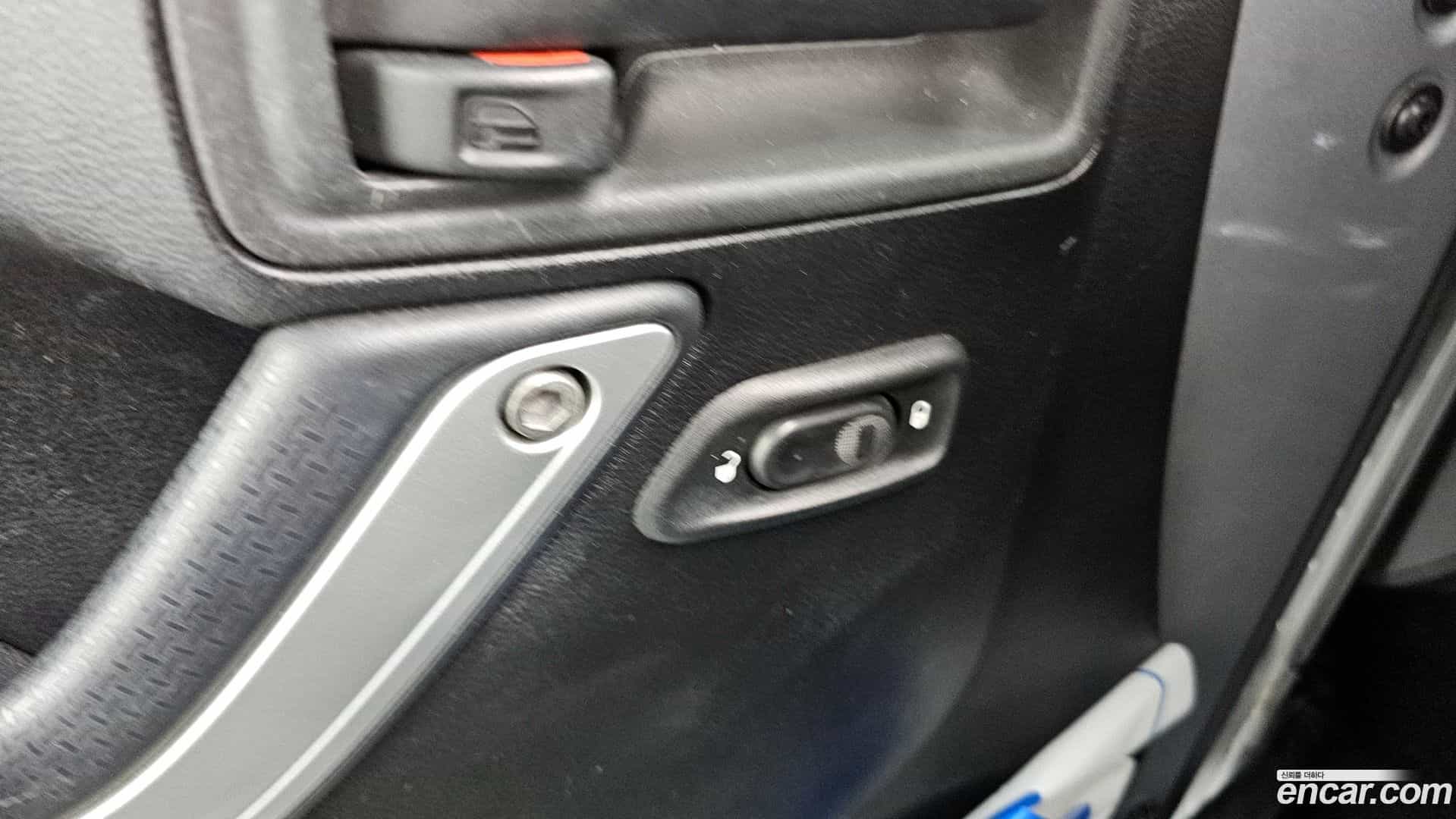 Wrangler Jeep 2013.6-OPTION-022