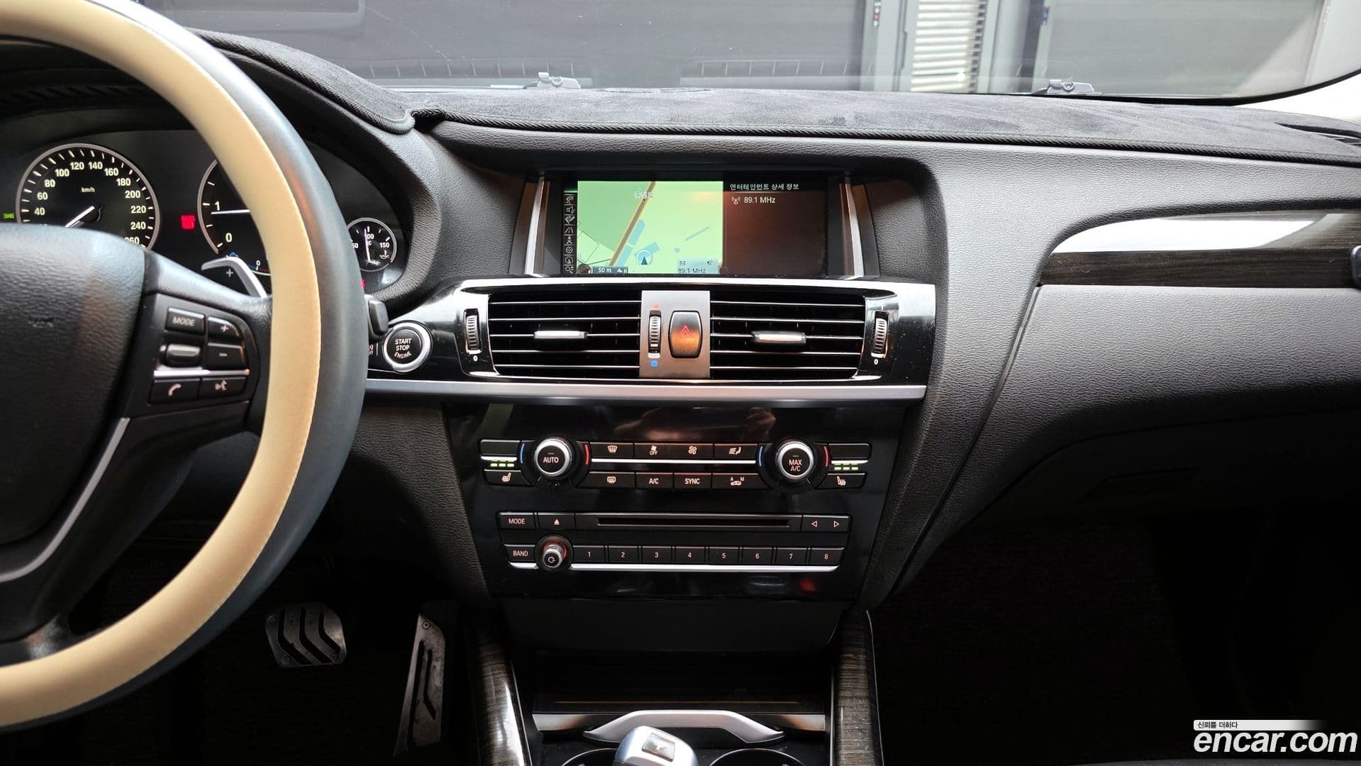 Main__Slider__Photo:X4 BMW 2015.8-16