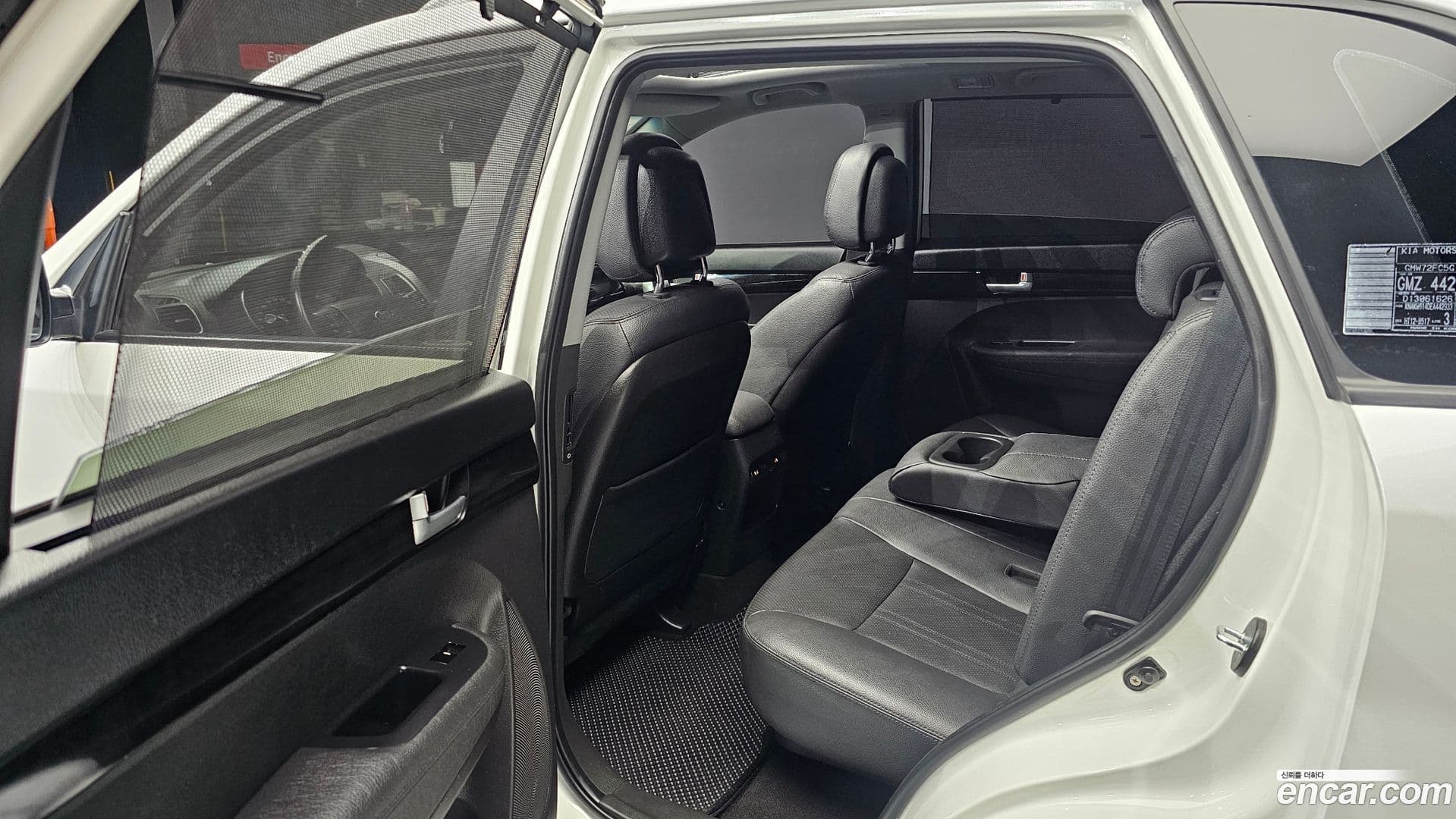 Main__Slider__Photo:Sorento Kia 2013.6-11