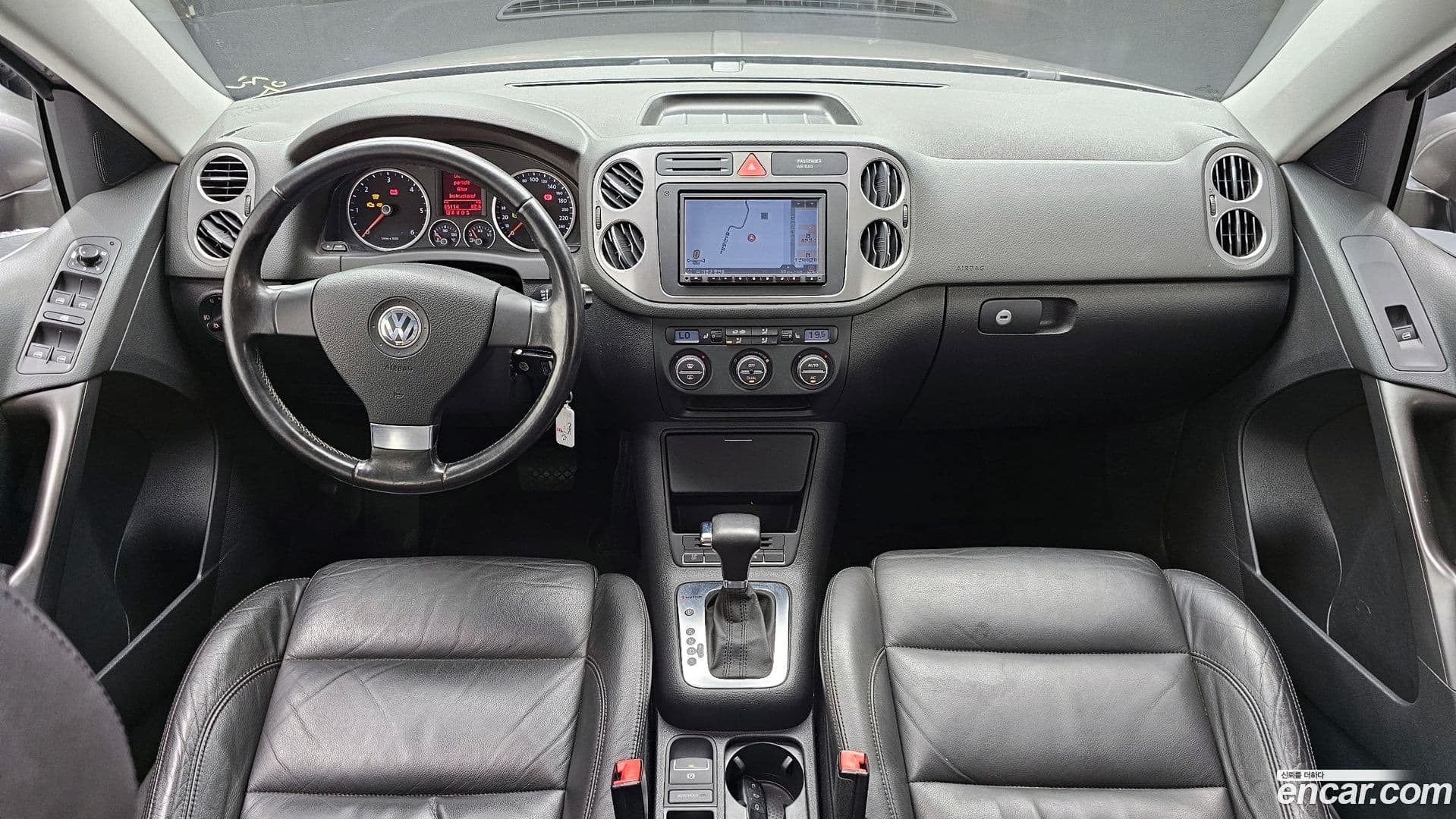 Main__Slider__Photo:Tiguan Volkswagen 2009.6-6