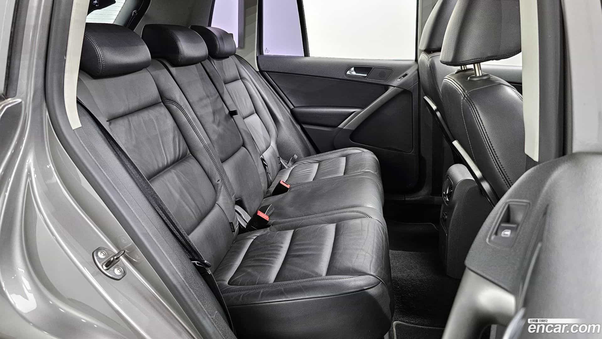 Tiguan Volkswagen 2009.6-OPTION-016