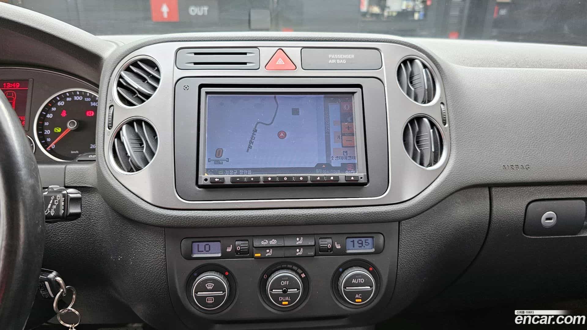 Tiguan Volkswagen 2009.6-OPTION-018