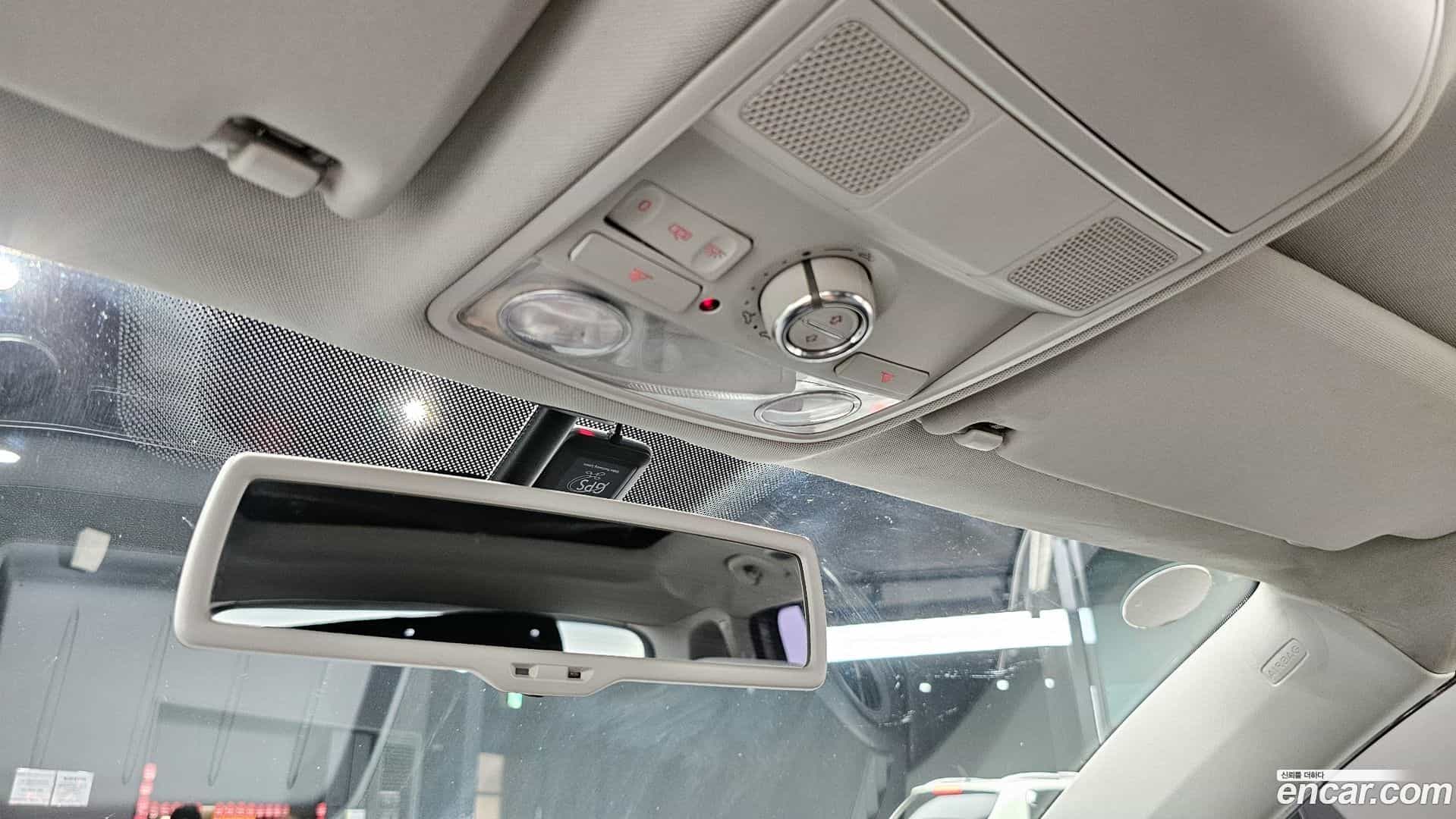 Tiguan Volkswagen 2009.6-OPTION-022