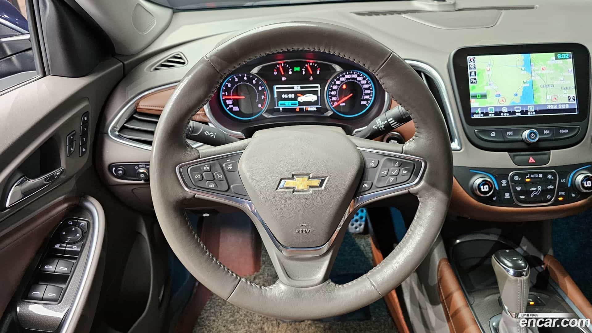 Malibu Chevrolet 2016.10-OPTION-018
