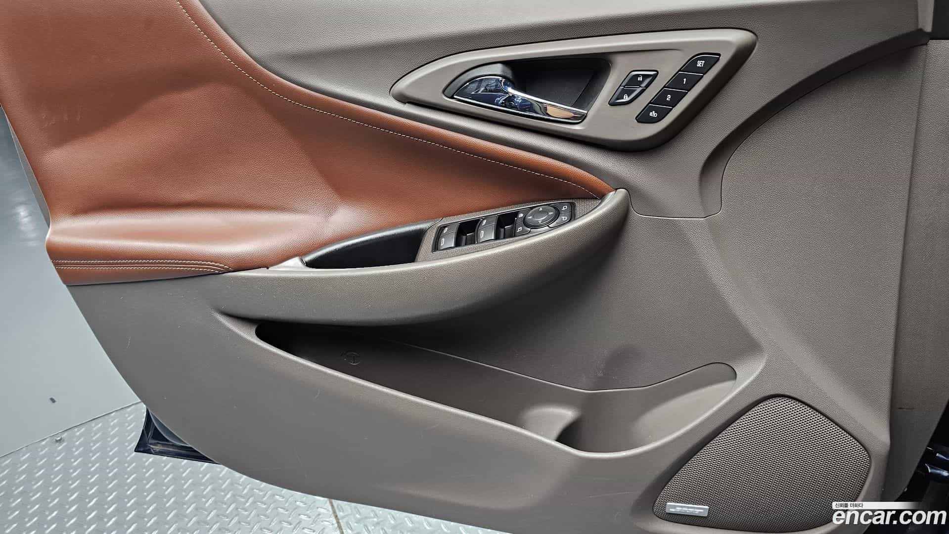 Malibu Chevrolet 2016.10-OPTION-019