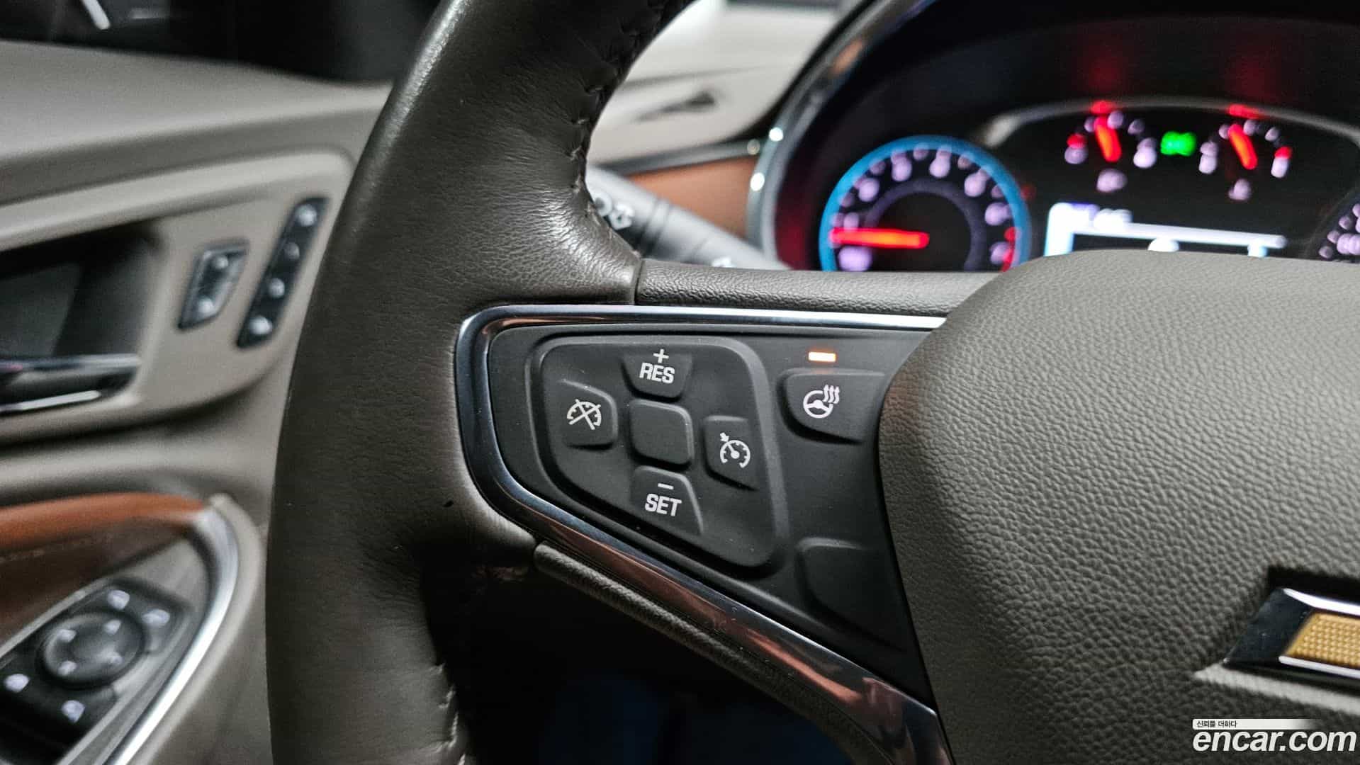 Malibu Chevrolet 2016.10-OPTION-024