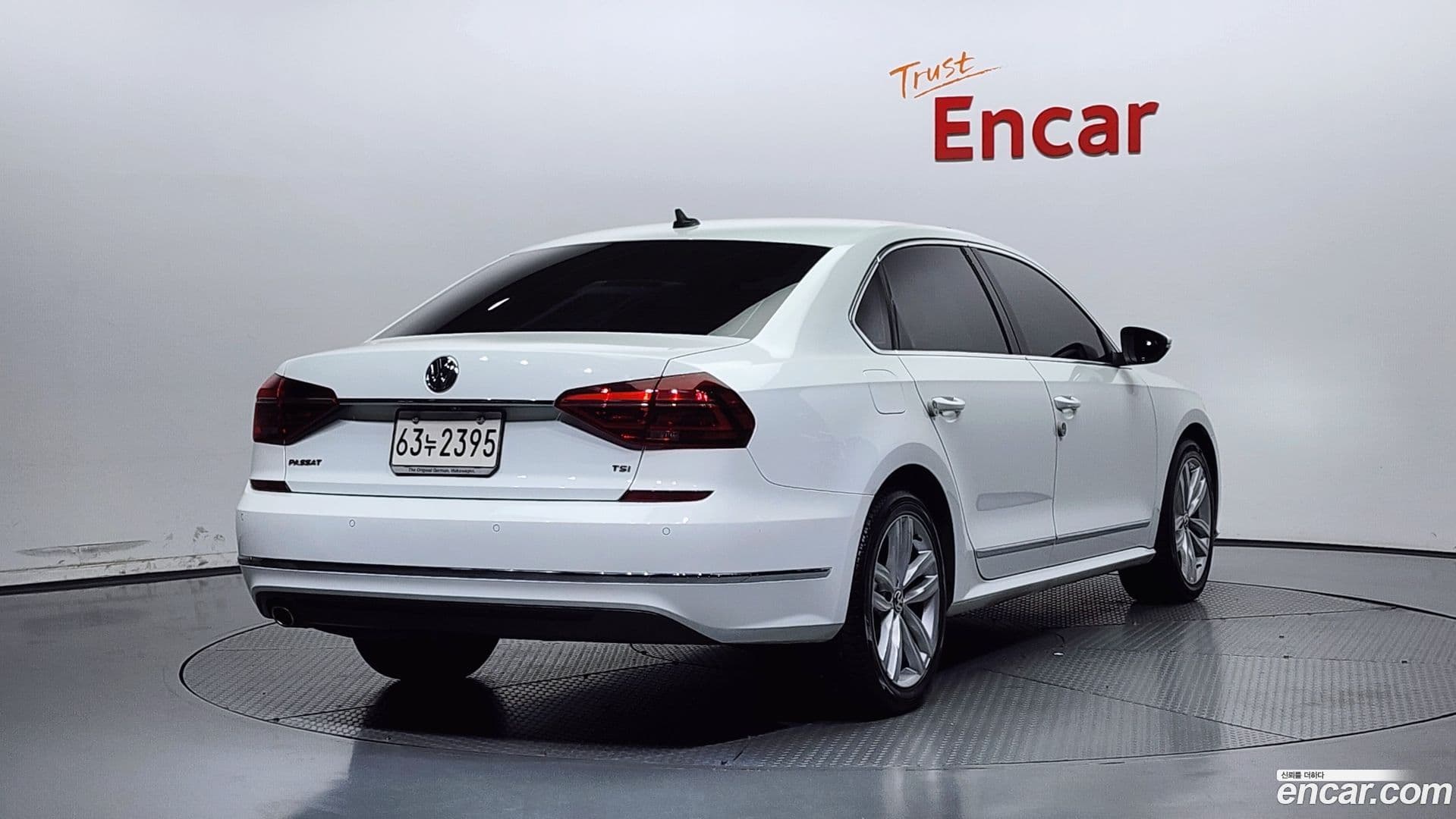 Main__Slider__Photo:Passat Volkswagen 2018.8-1