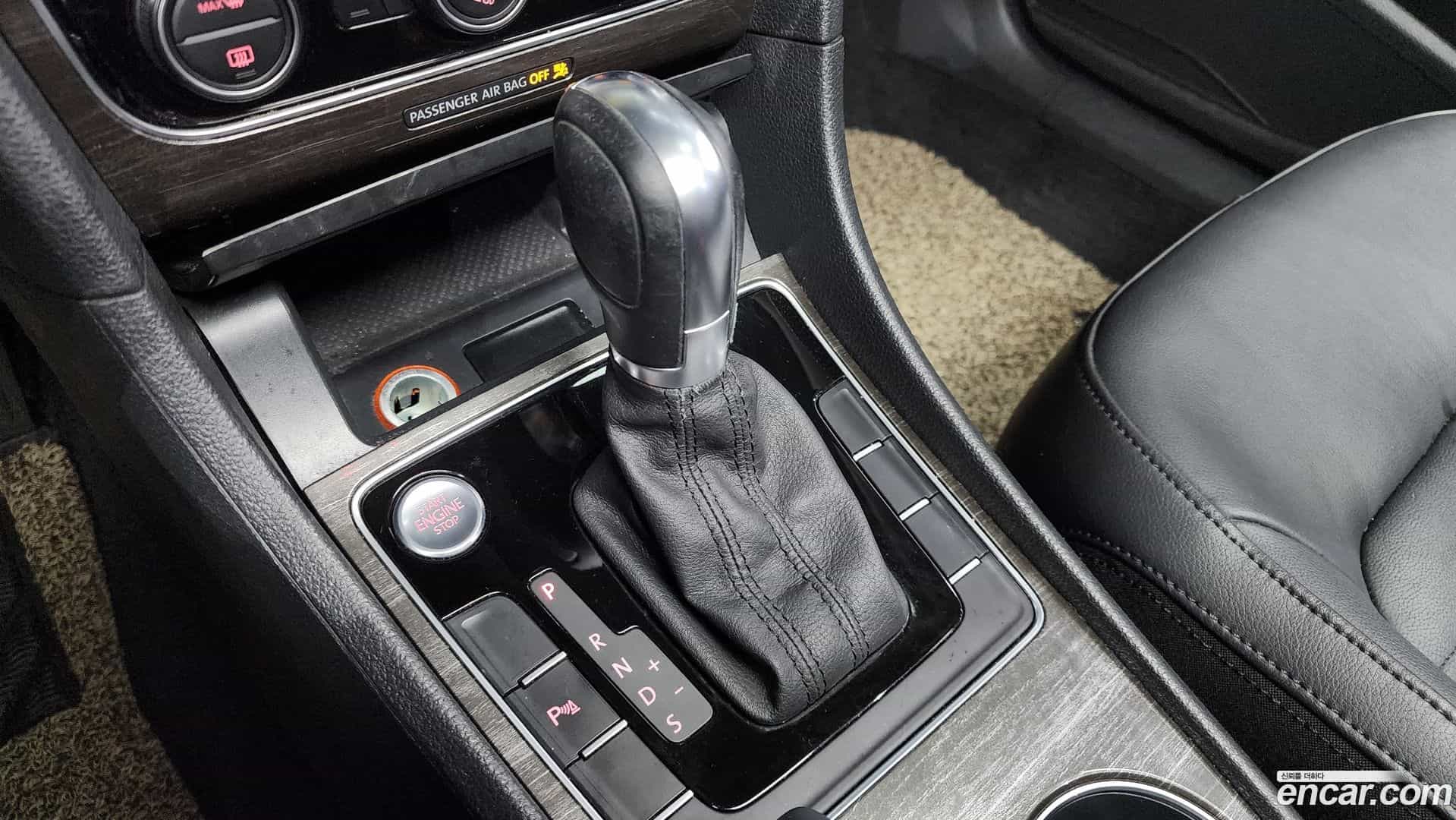 Passat Volkswagen 2018.8-INNER-009