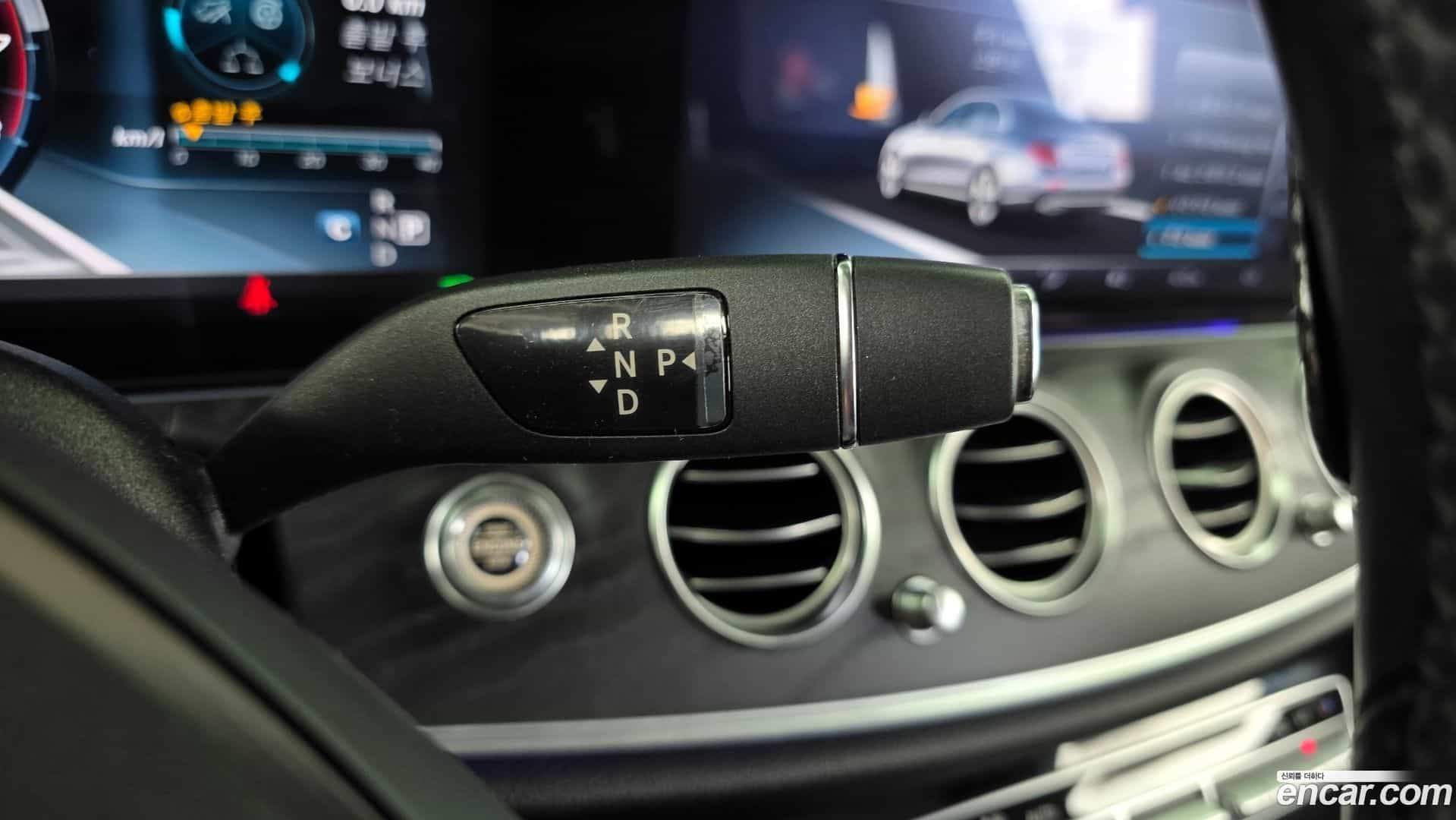 E-Class Mercedes-Benz 2016.8-INNER-009