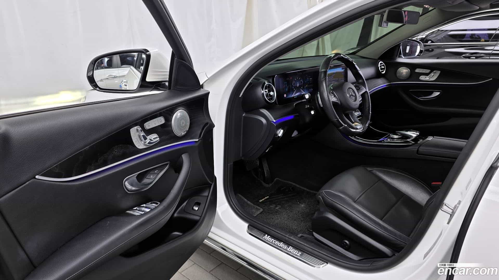 E-Class Mercedes-Benz 2016.8-INNER-010