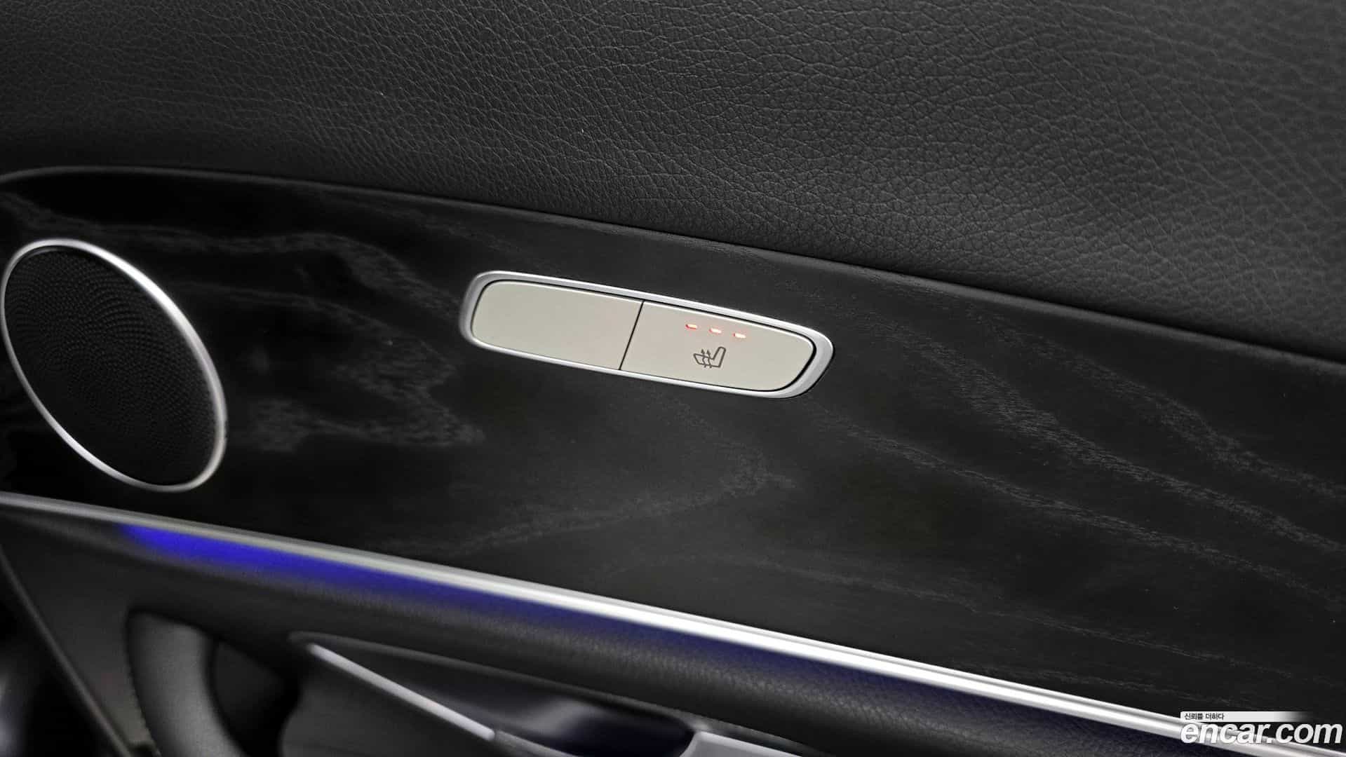 E-Class Mercedes-Benz 2016.8-OPTION-023