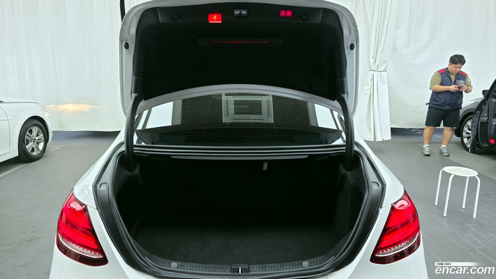 Main__Slider__Photo:E-Class Mercedes-Benz 2016.8-19