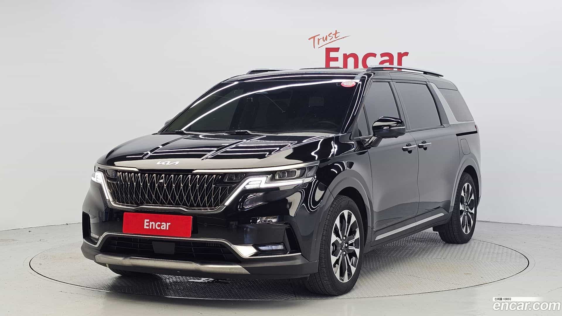 Canival Kia 2023.0-OUTER-001