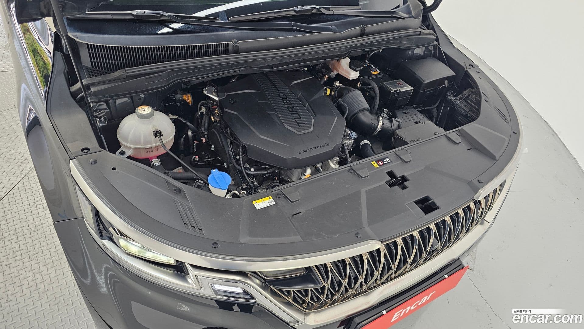 Main__Slider__Photo:Canival Kia 2023.0-5